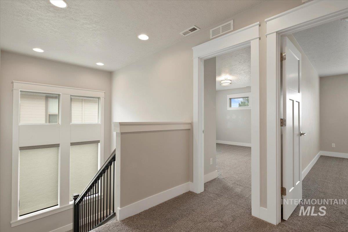 677 E Andes Dr. Property Photo 32