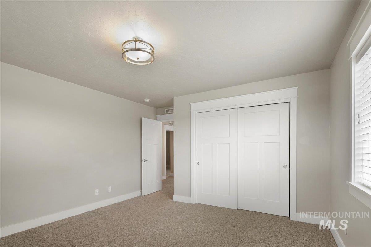 677 E Andes Dr. Property Photo 34