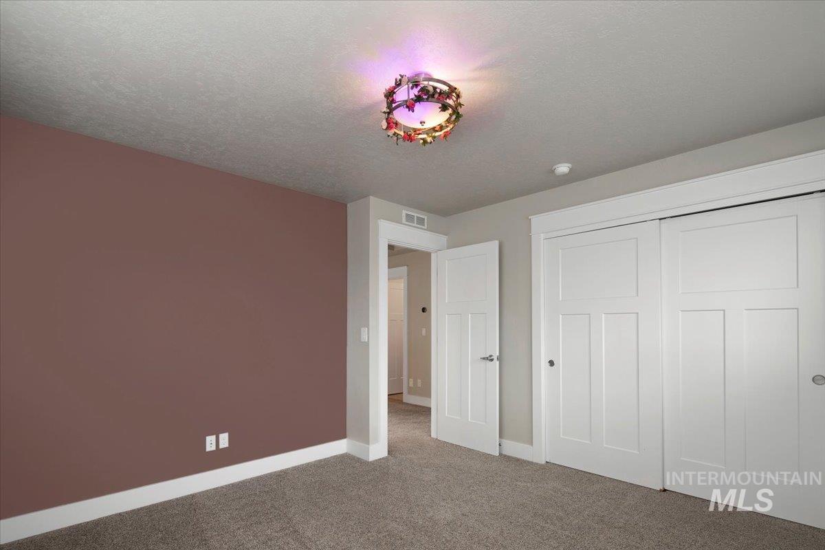 677 E Andes Dr. Property Photo 41
