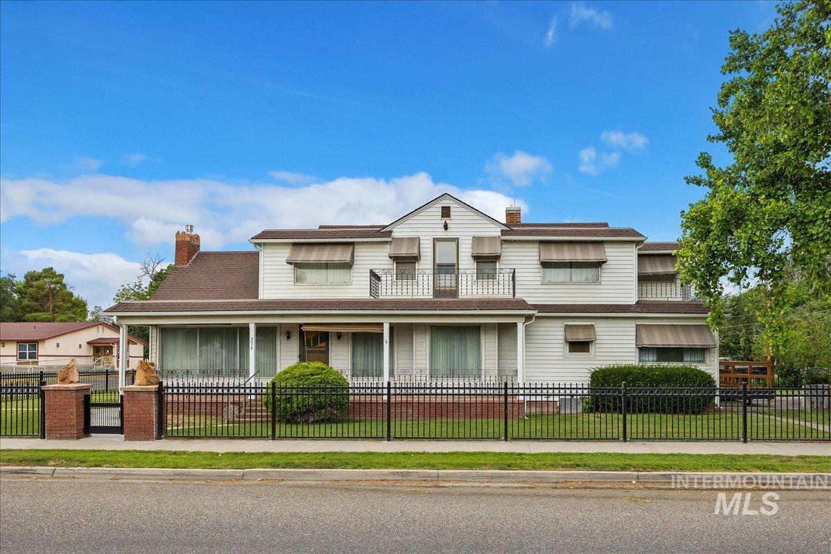 234 N Idaho St. Property Photo 1