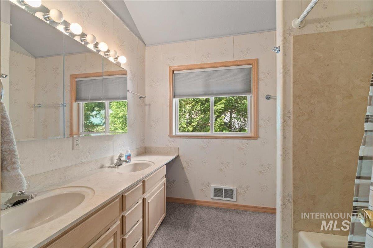 415 Mcginnis Property Photo 24