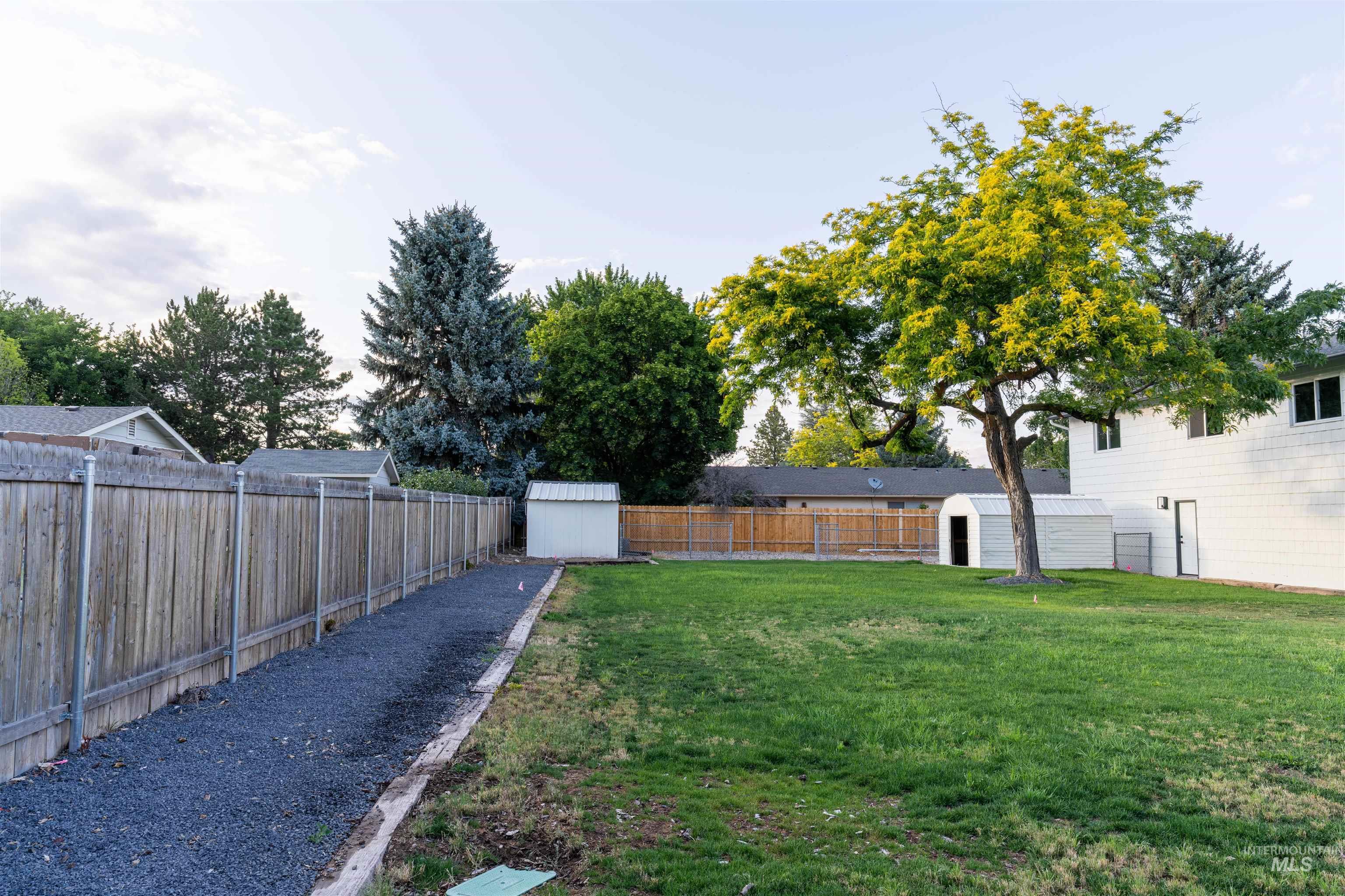 16103 S Kimball Ave Property Photo 7