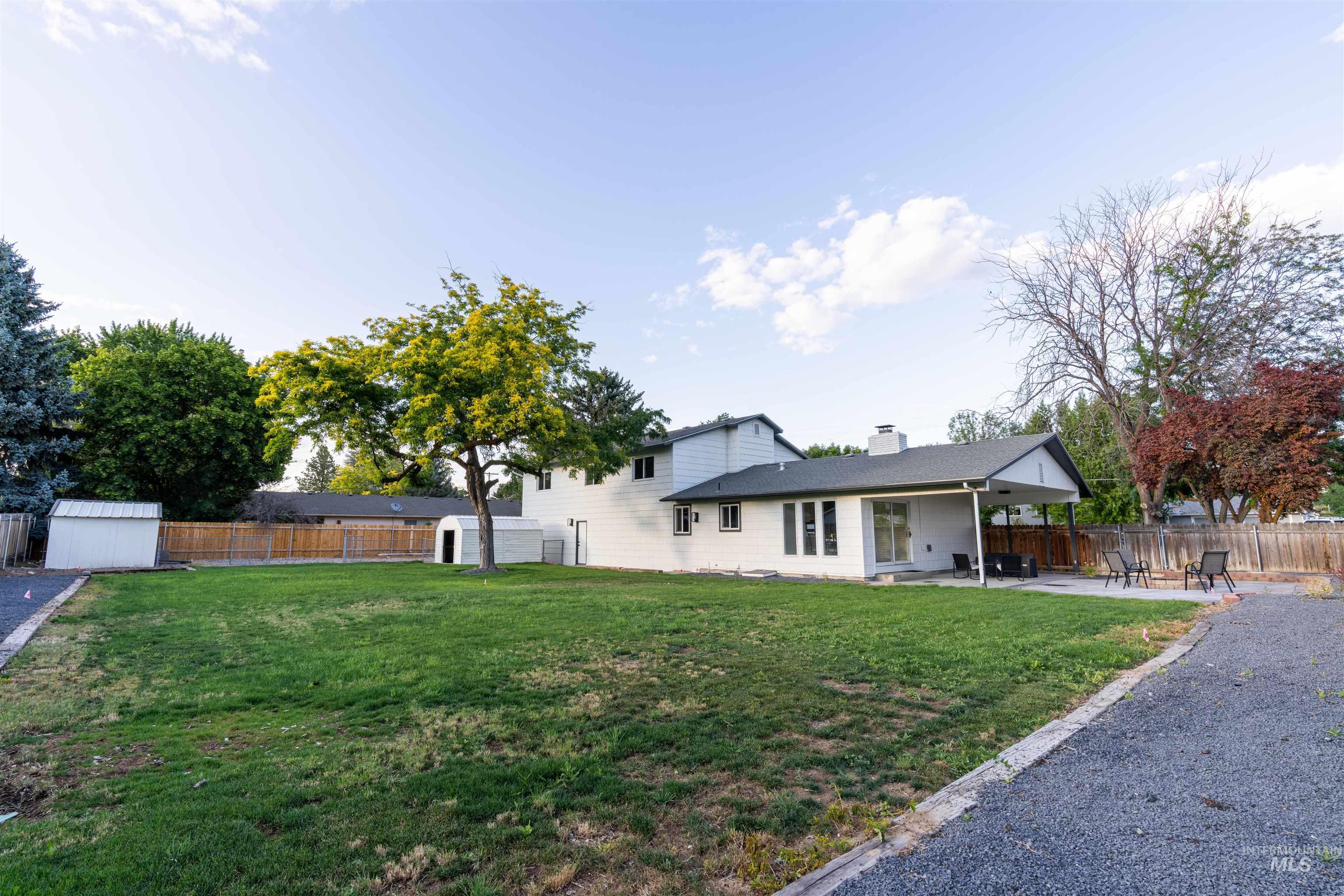 16103 S Kimball Ave Property Photo 8