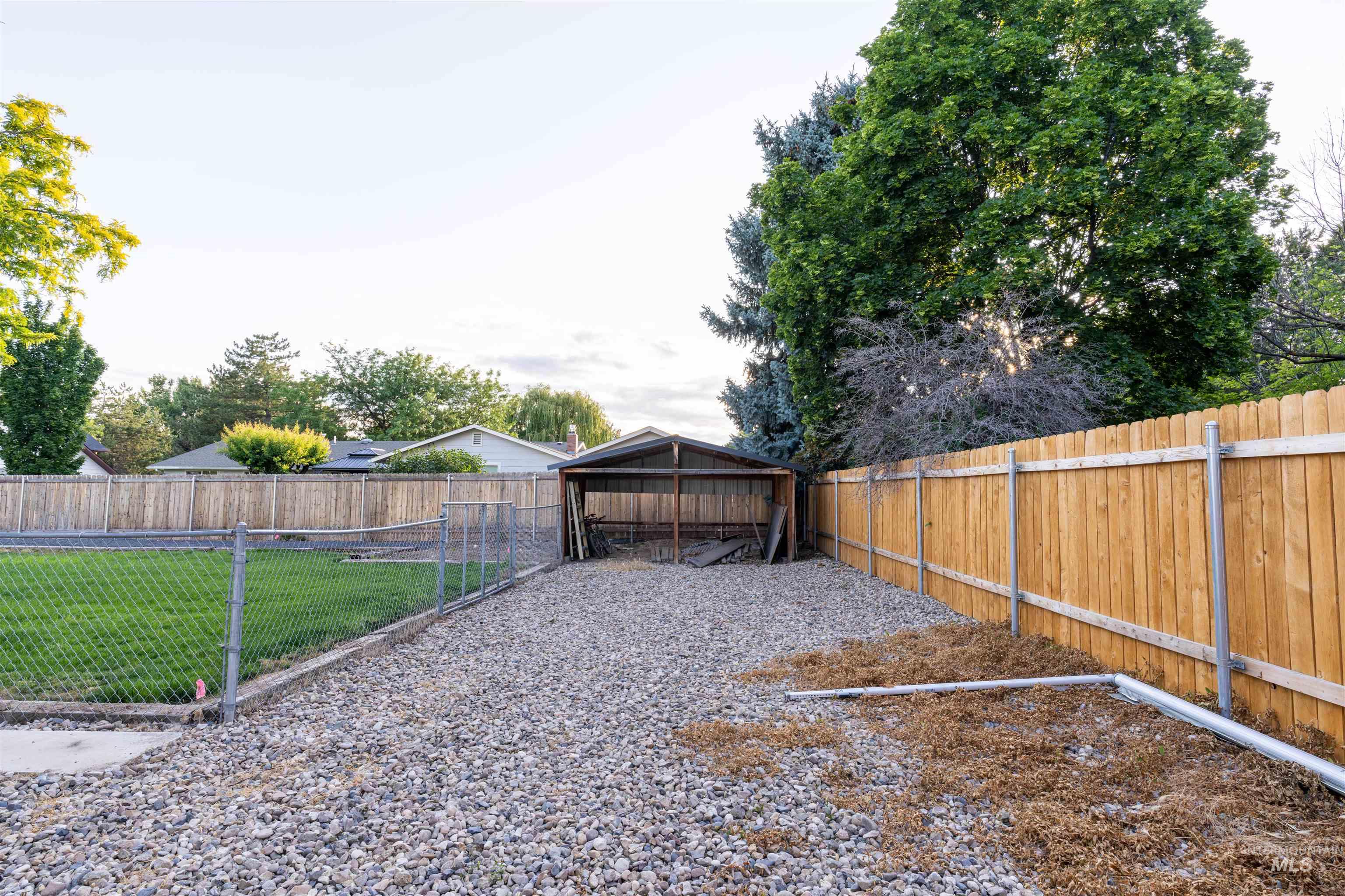 16103 S Kimball Ave Property Photo 10