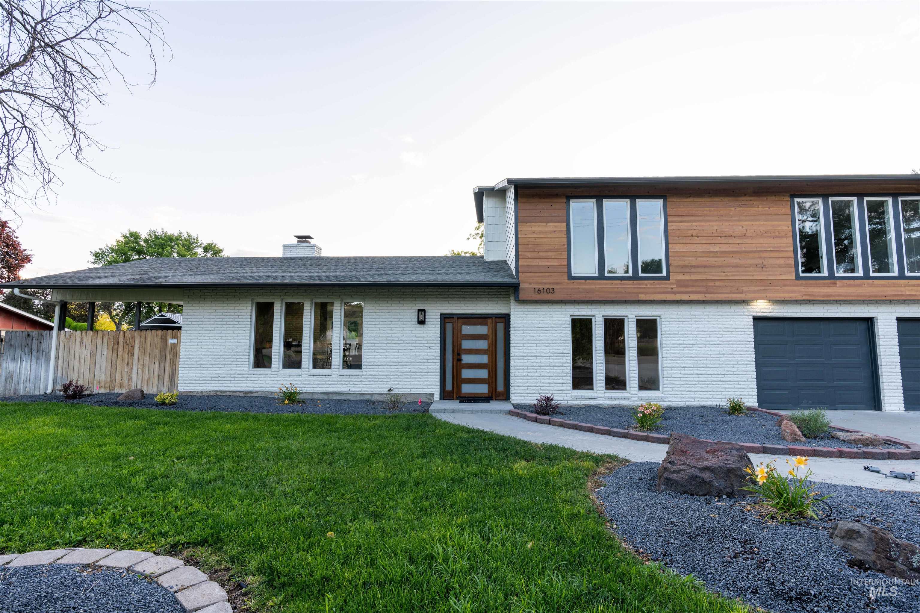 16103 S Kimball Ave Property Photo 11