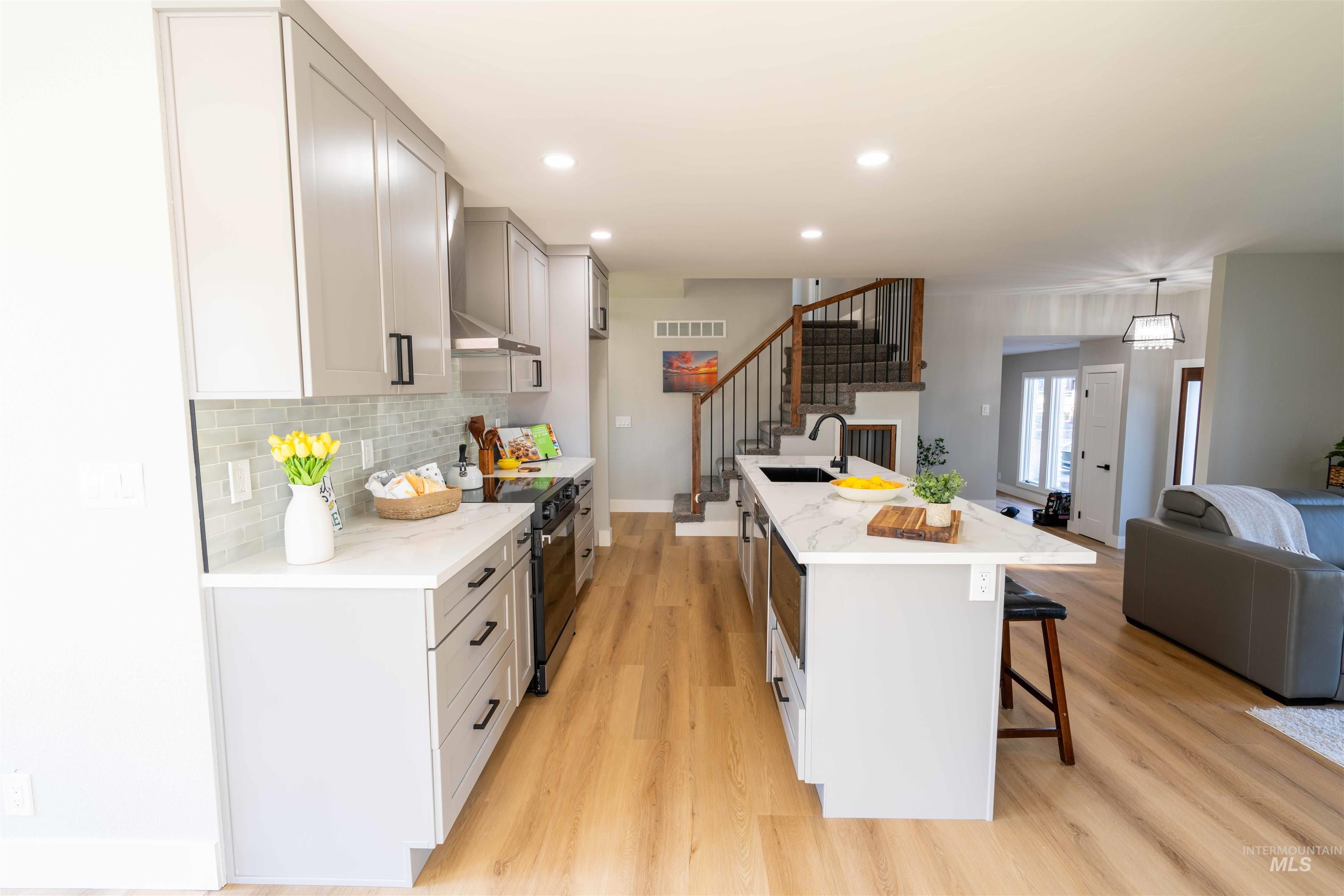 16103 S Kimball Ave Property Photo 18