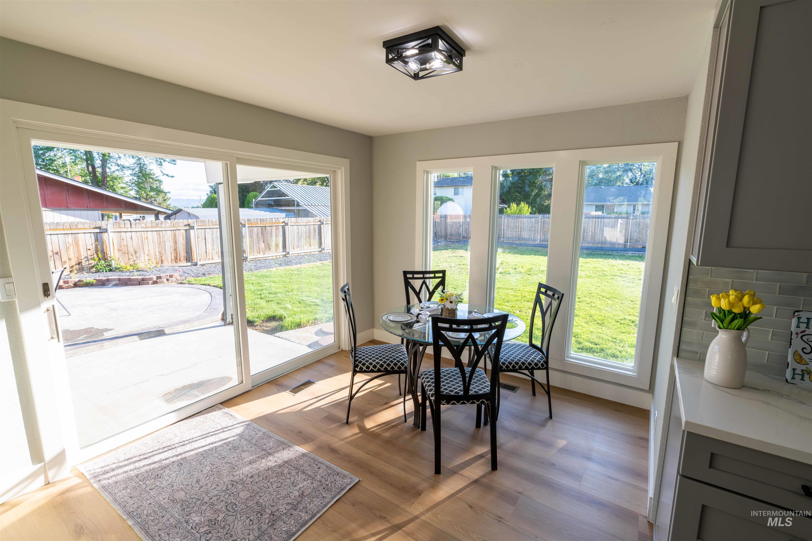 16103 S Kimball Ave Property Photo 20