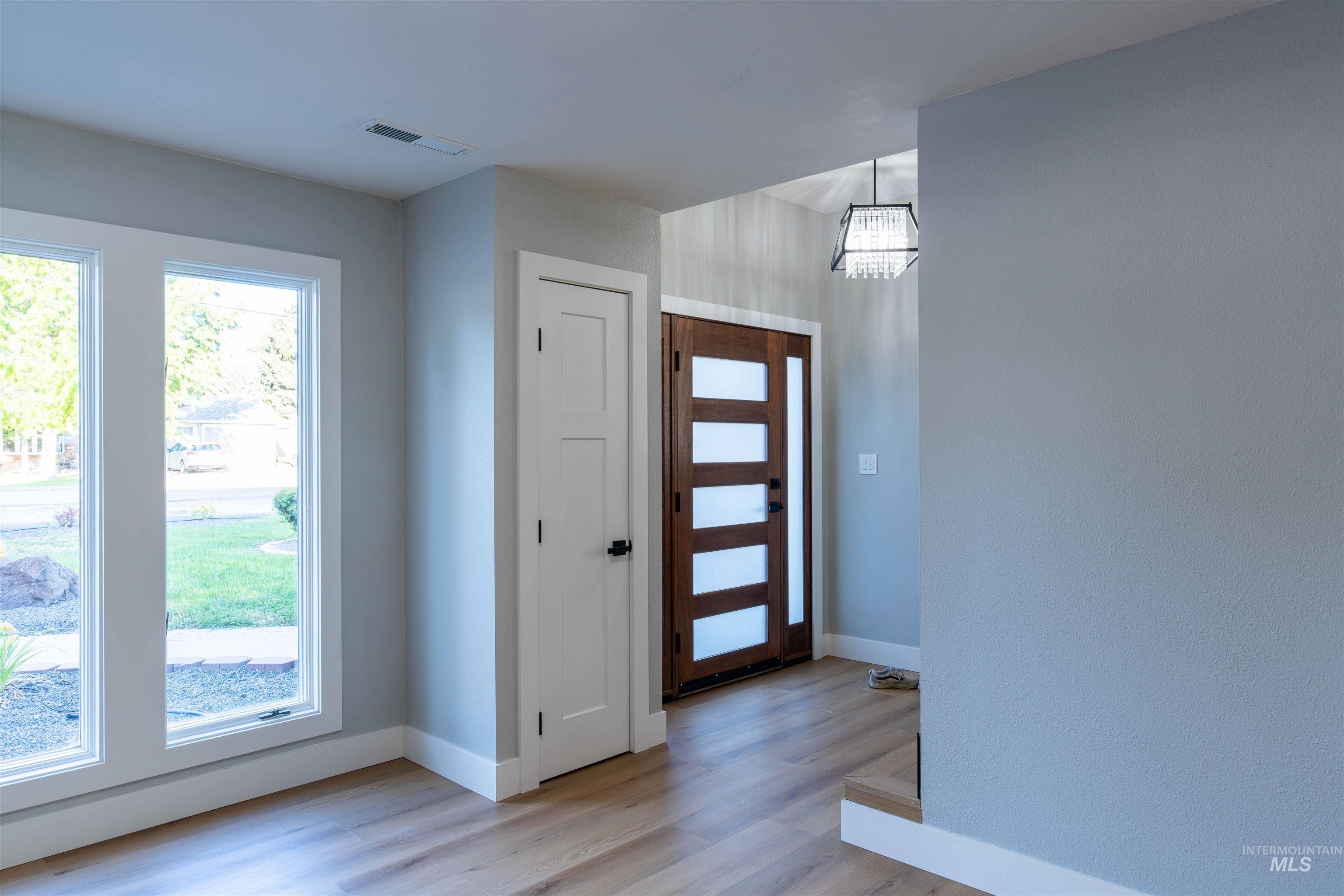 16103 S Kimball Ave Property Photo 21