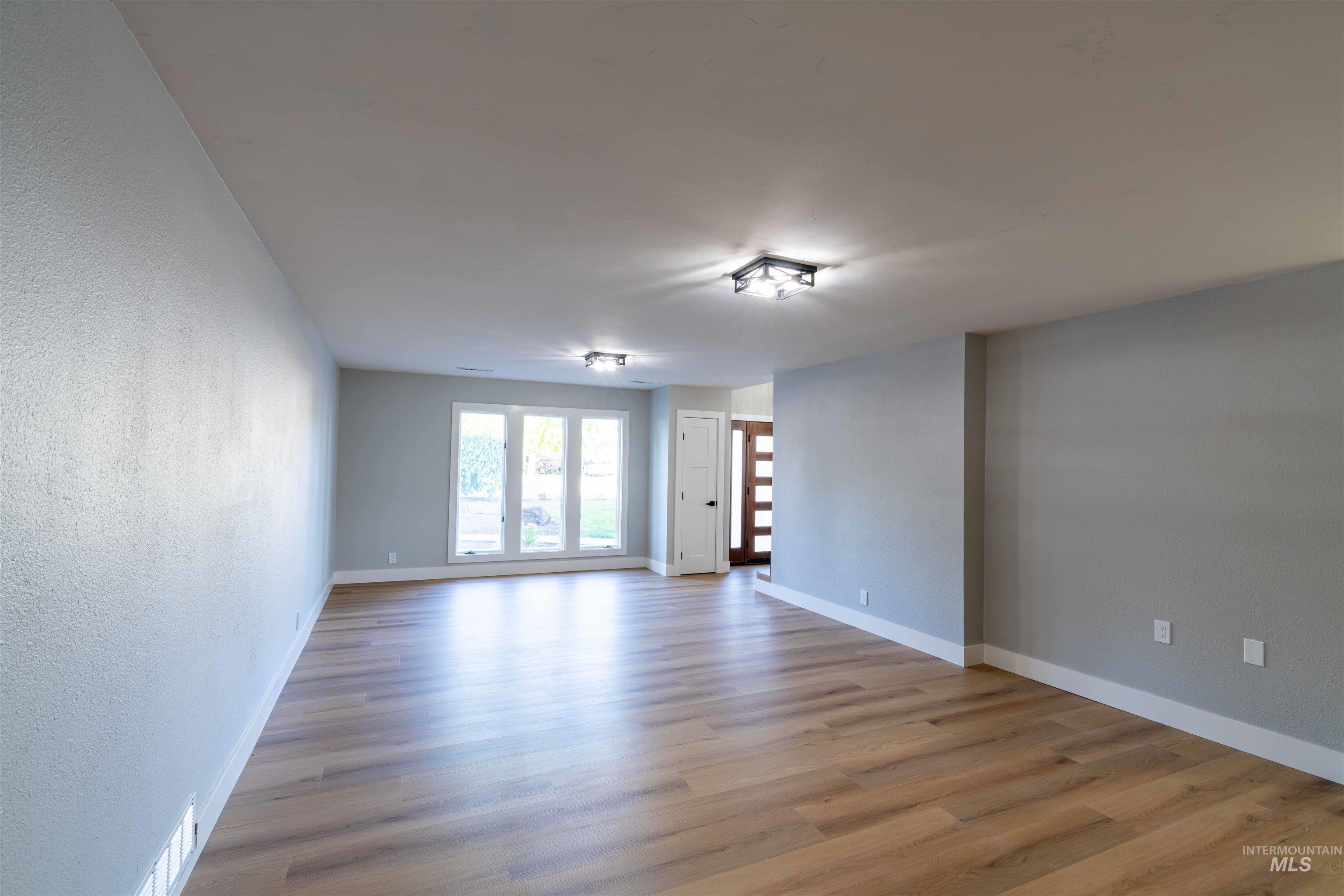 16103 S Kimball Ave Property Photo 22