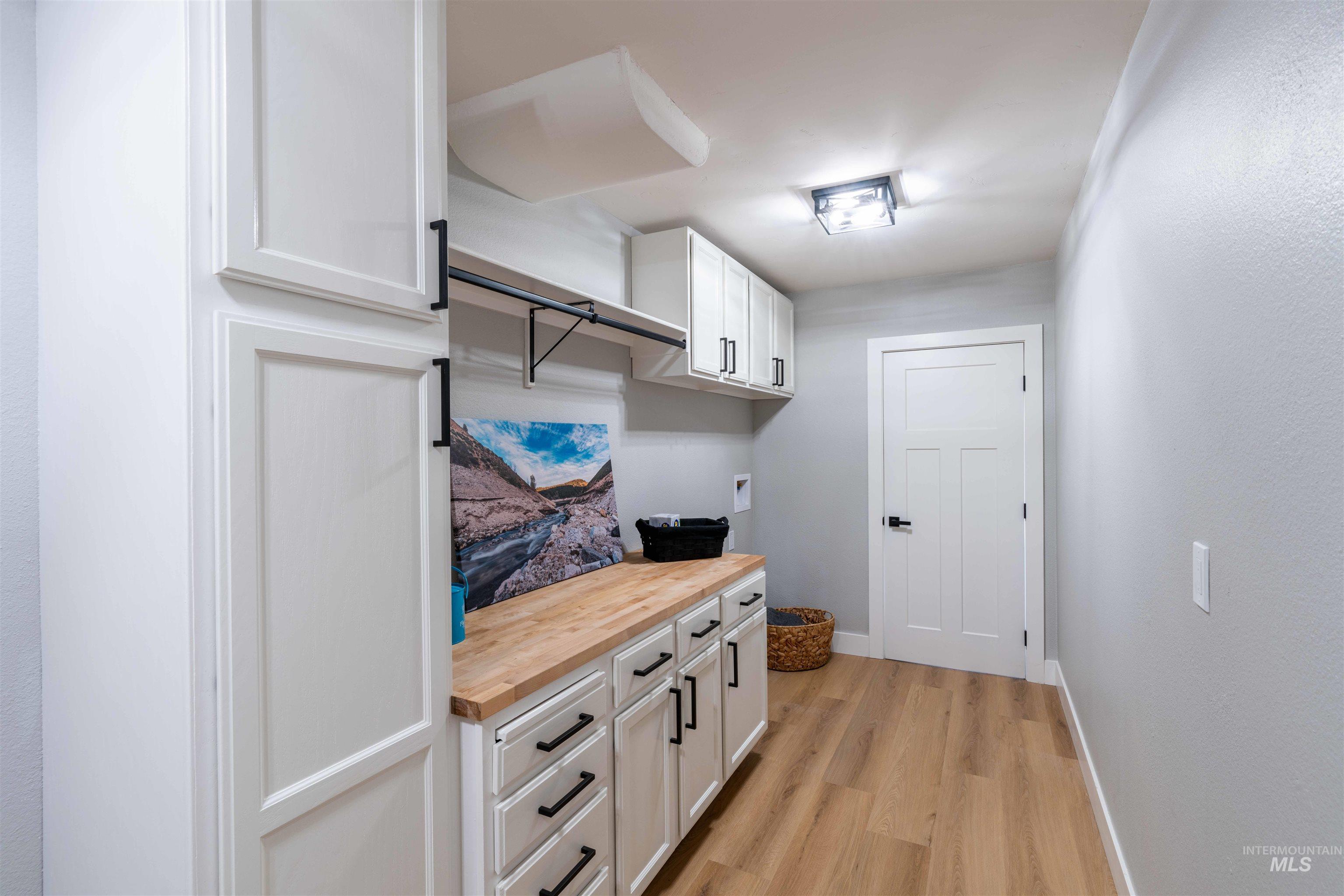 16103 S Kimball Ave Property Photo 25