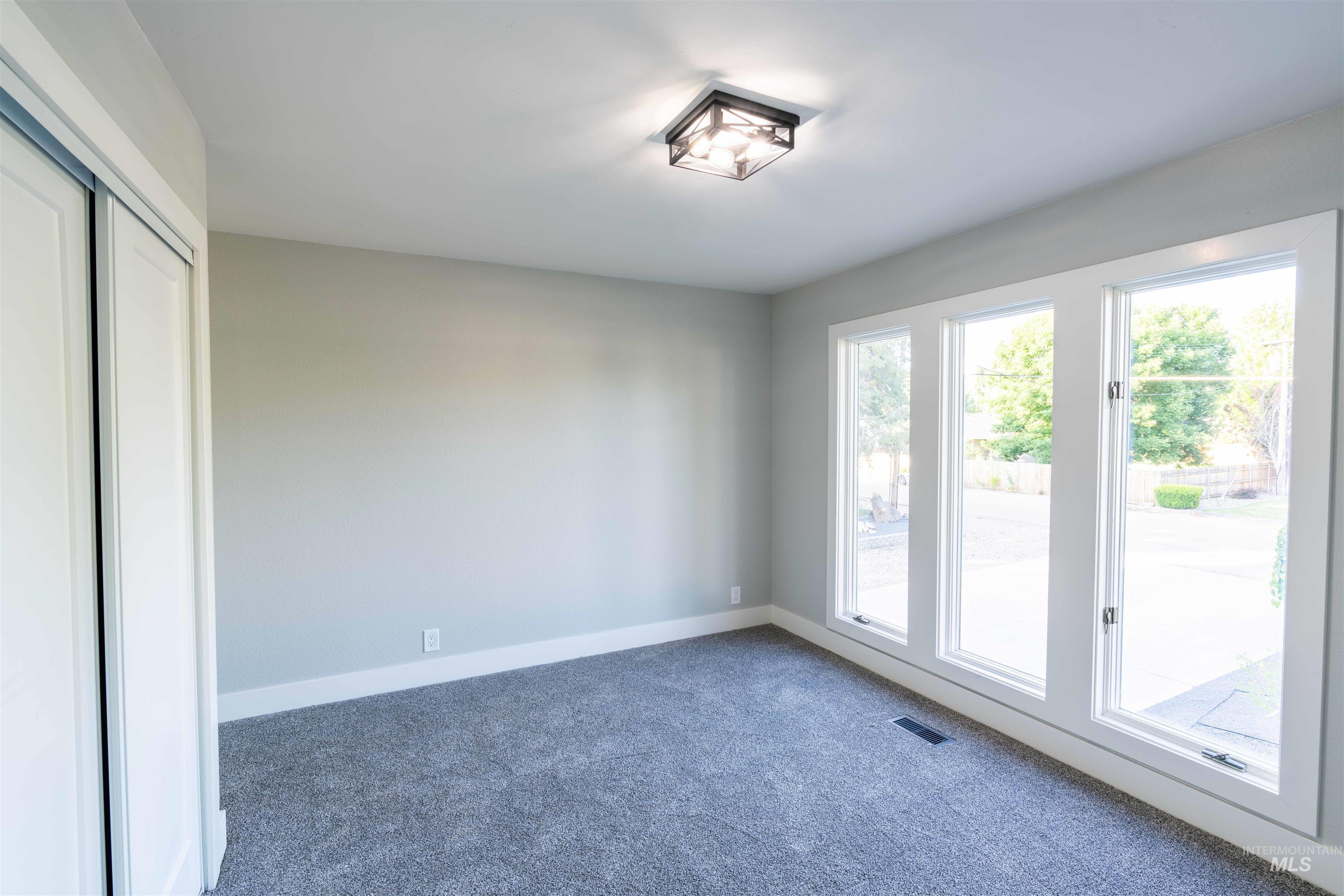 16103 S Kimball Ave Property Photo 40