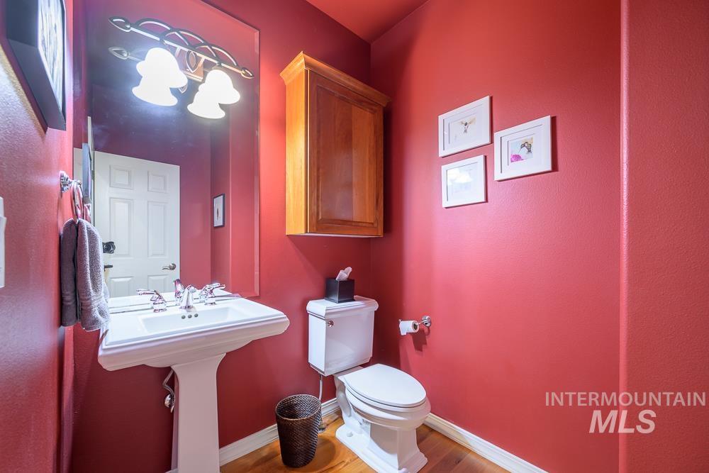 3032 W Dorchester Dr Property Photo 23