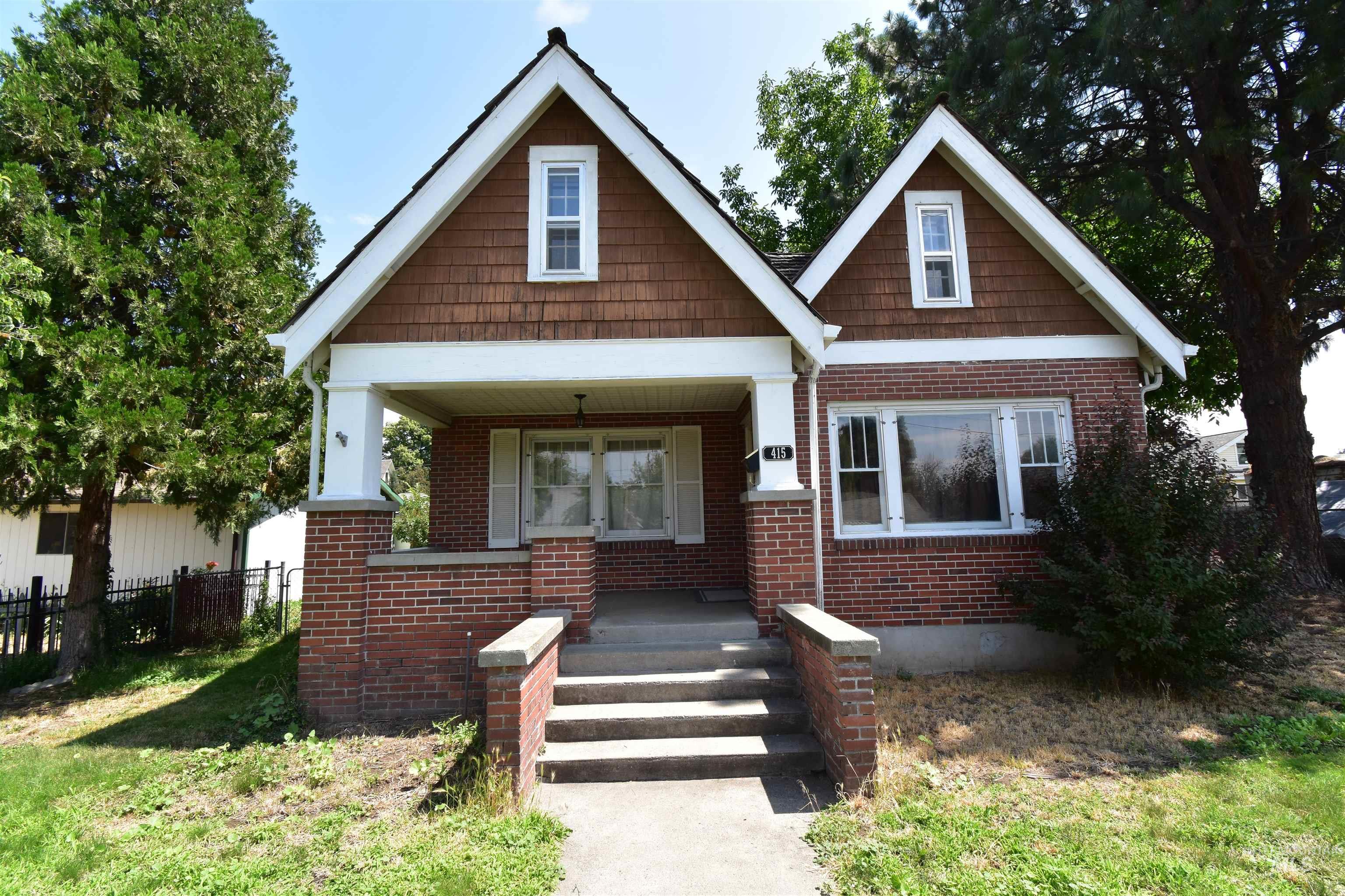 415 4th Street Property Photo
