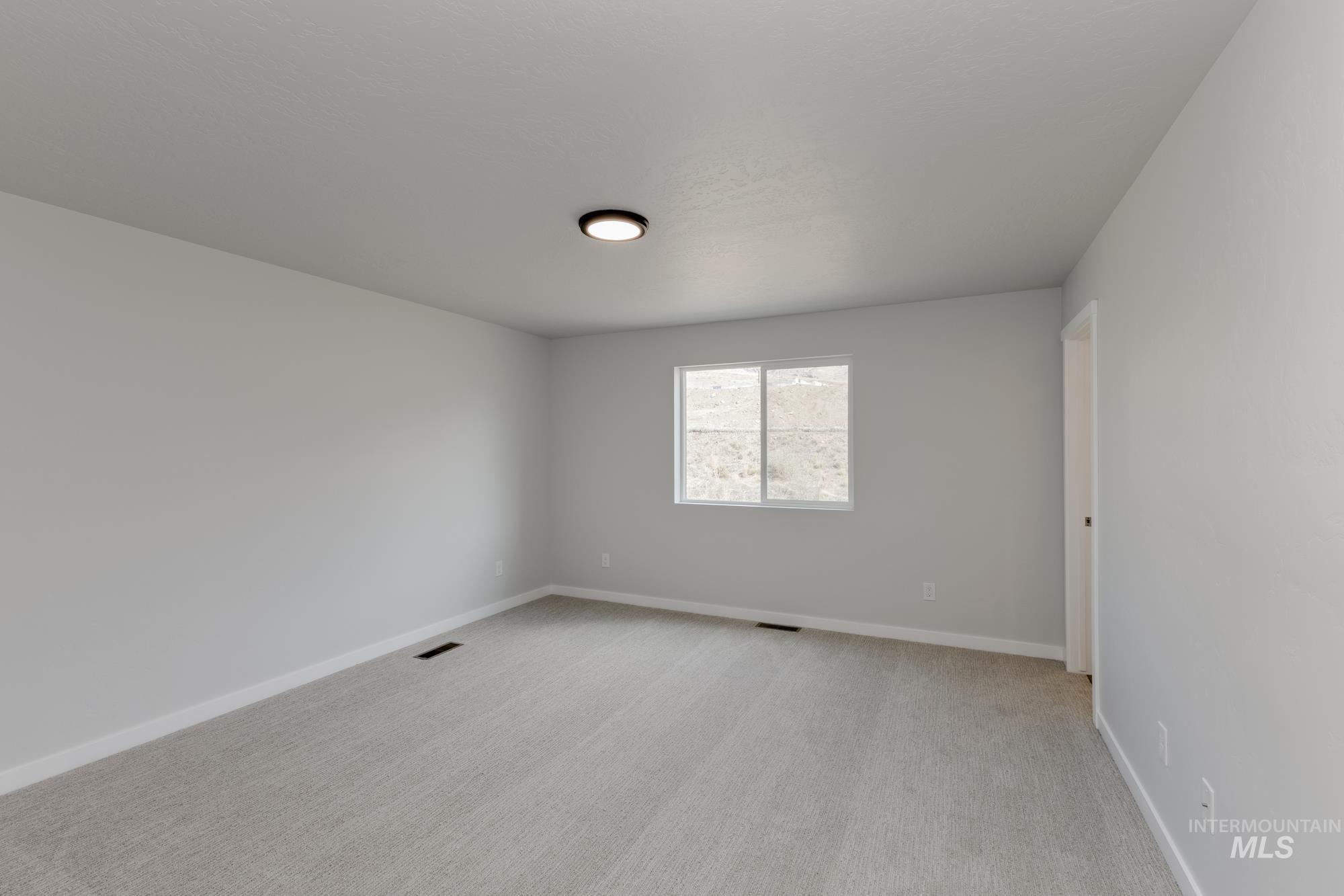 220 Moose St Property Photo 19