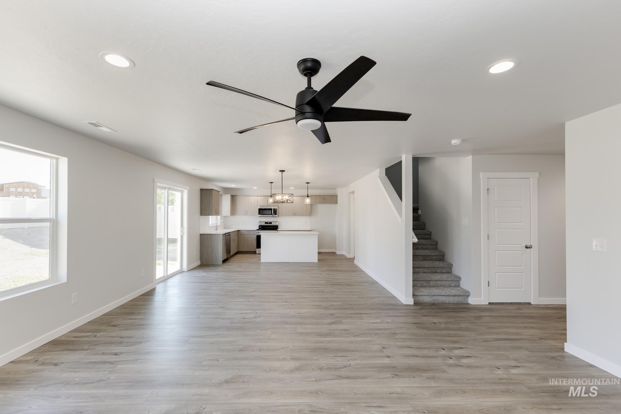 11104 W Teratai St Property Photo 6
