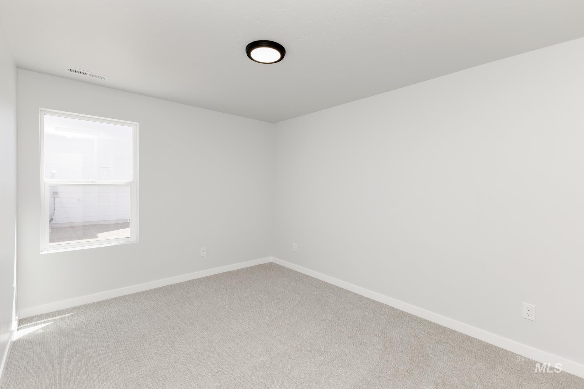 19391 Schooner Ave Property Photo 11