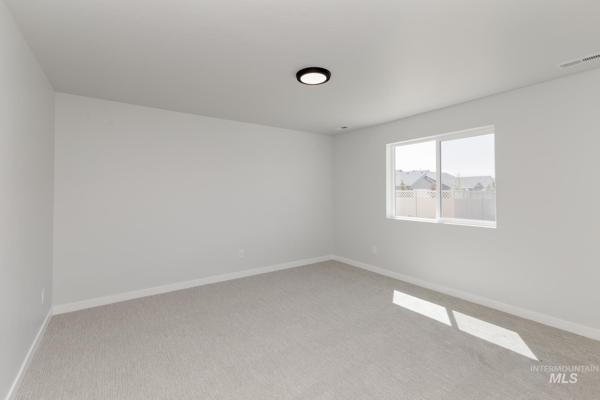 19391 Schooner Ave Property Photo 14