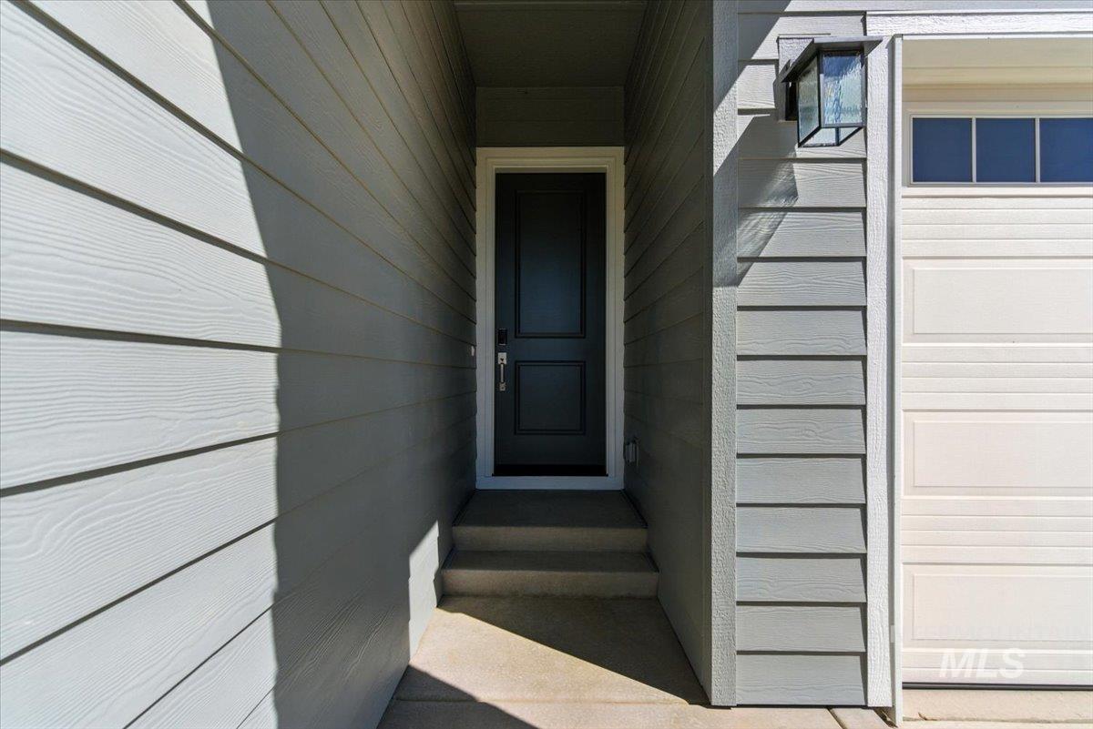 1222 Stirling Meadows Ct Property Photo 1
