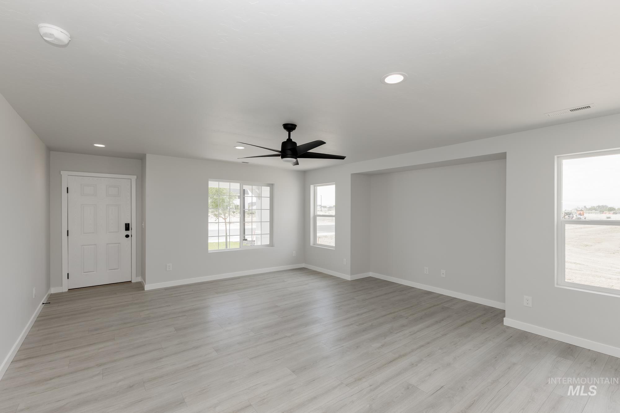 2898 W Animas Creek Dr Property Photo 2