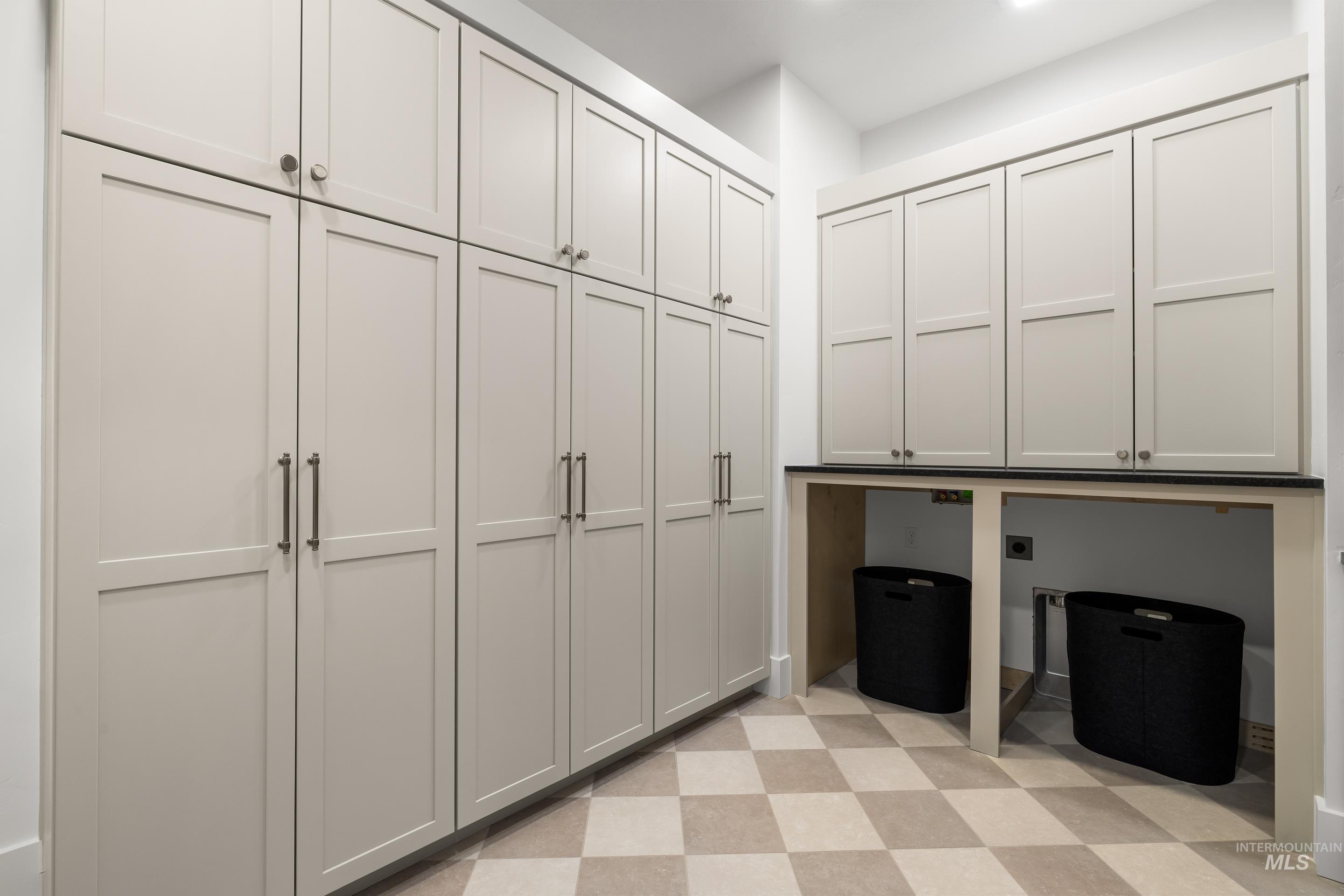 13928 Shafer Butte Way Property Photo 40