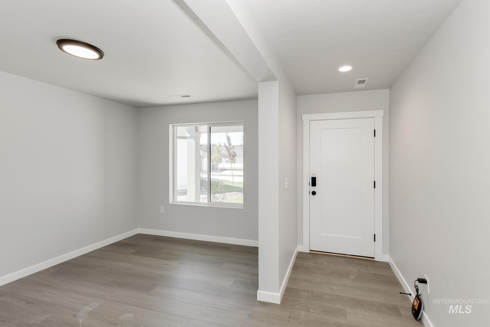 8470 S Tyrion Way Property Photo 2