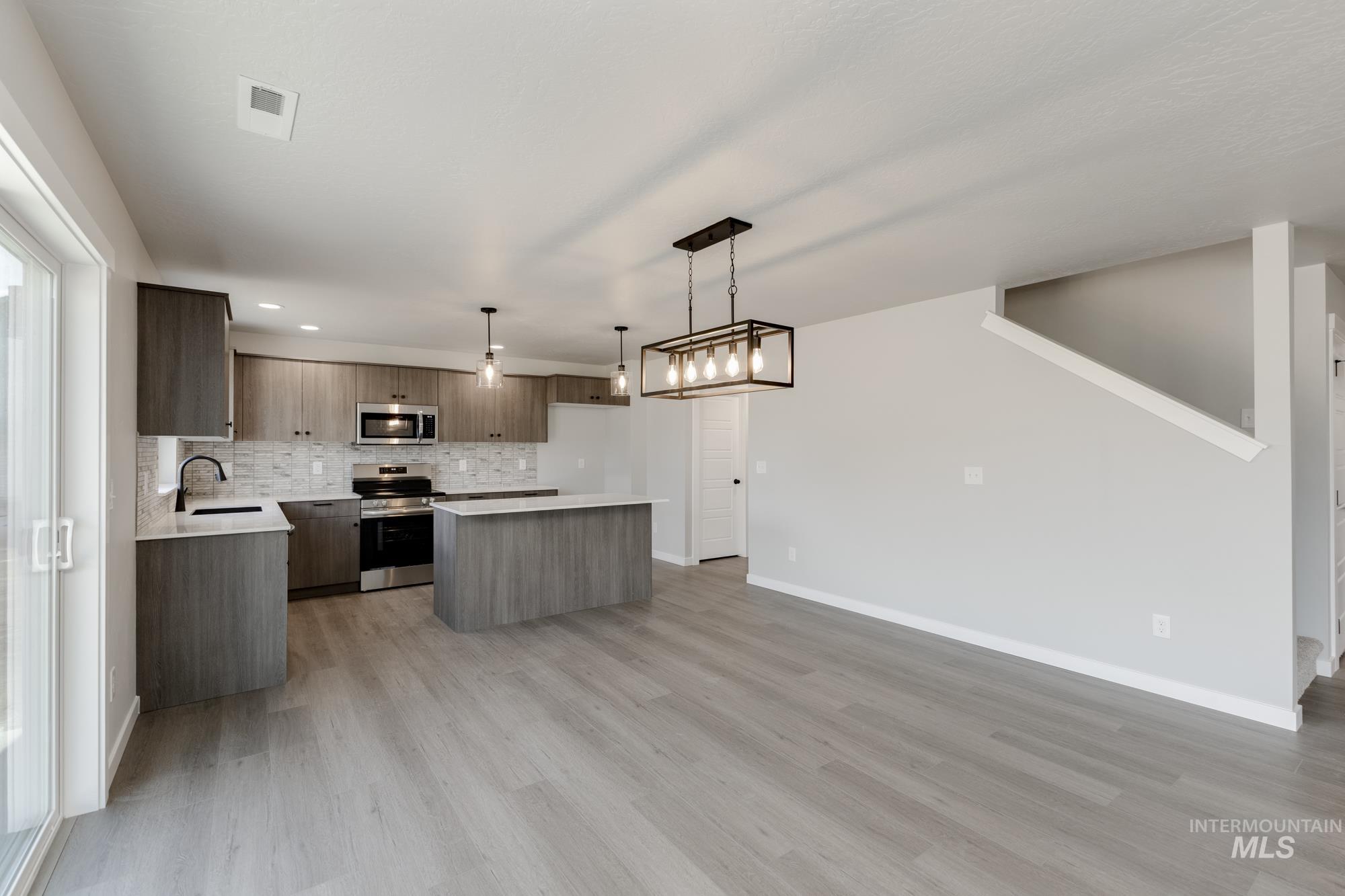1026 E Perjue Basin Dr Property Photo 6