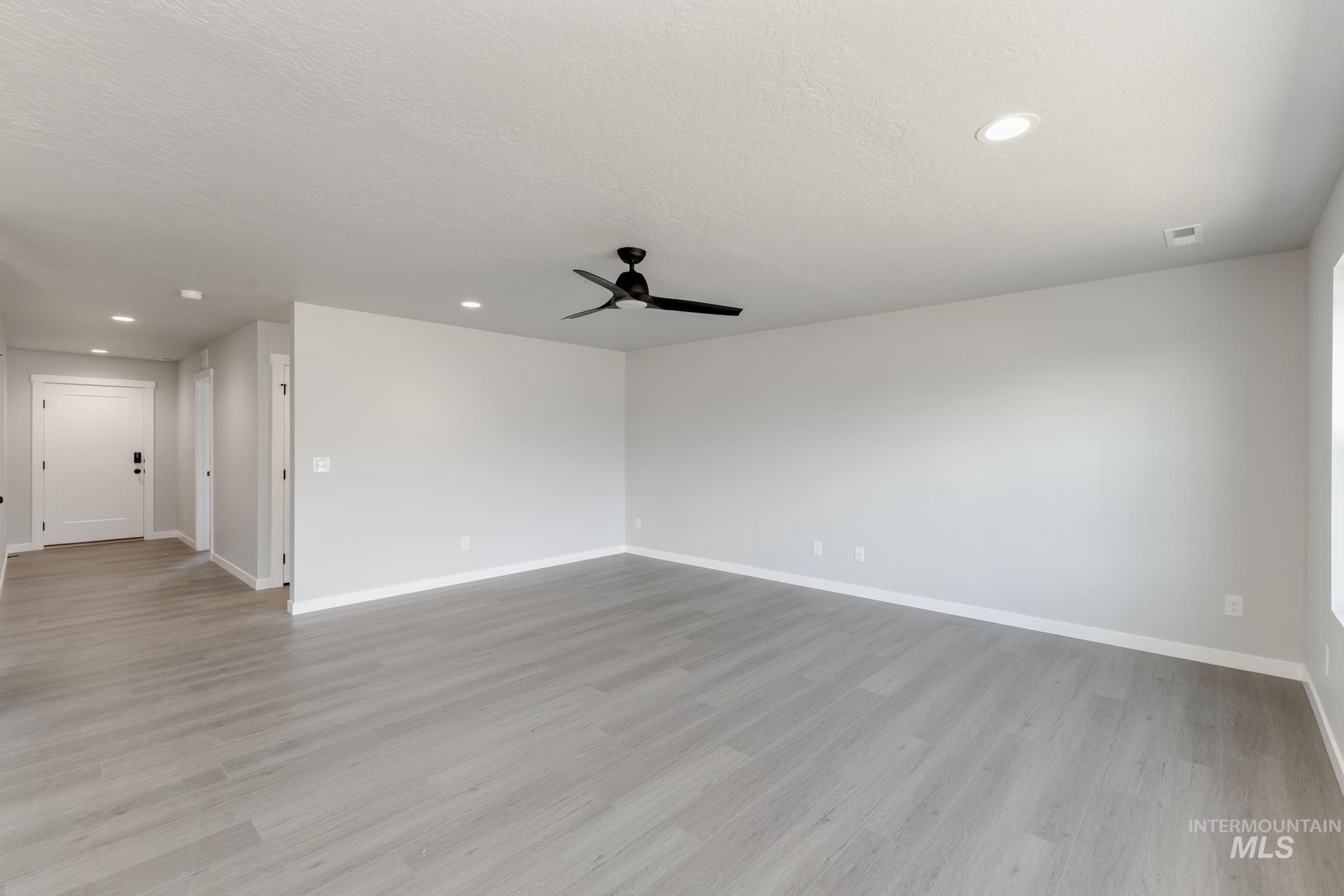1026 E Perjue Basin Dr Property Photo 10