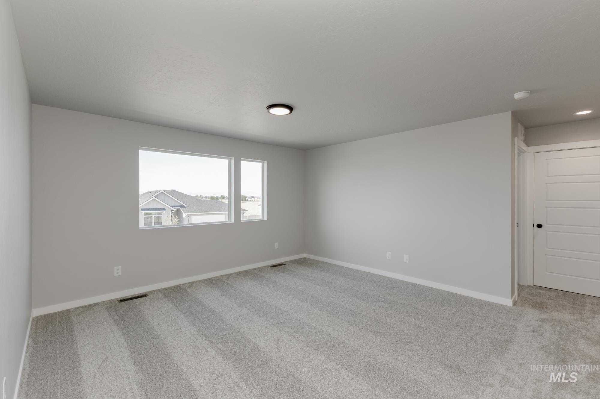 1026 E Perjue Basin Dr Property Photo 14