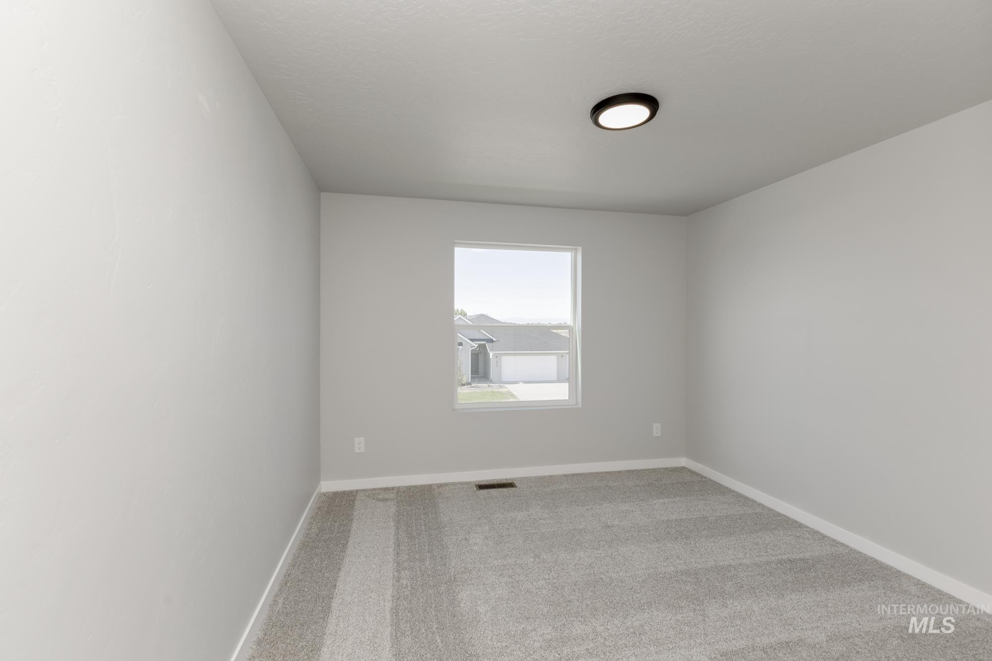 1026 E Perjue Basin Dr Property Photo 16