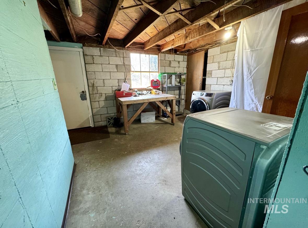 242 St Michaels Rd Property Photo 23