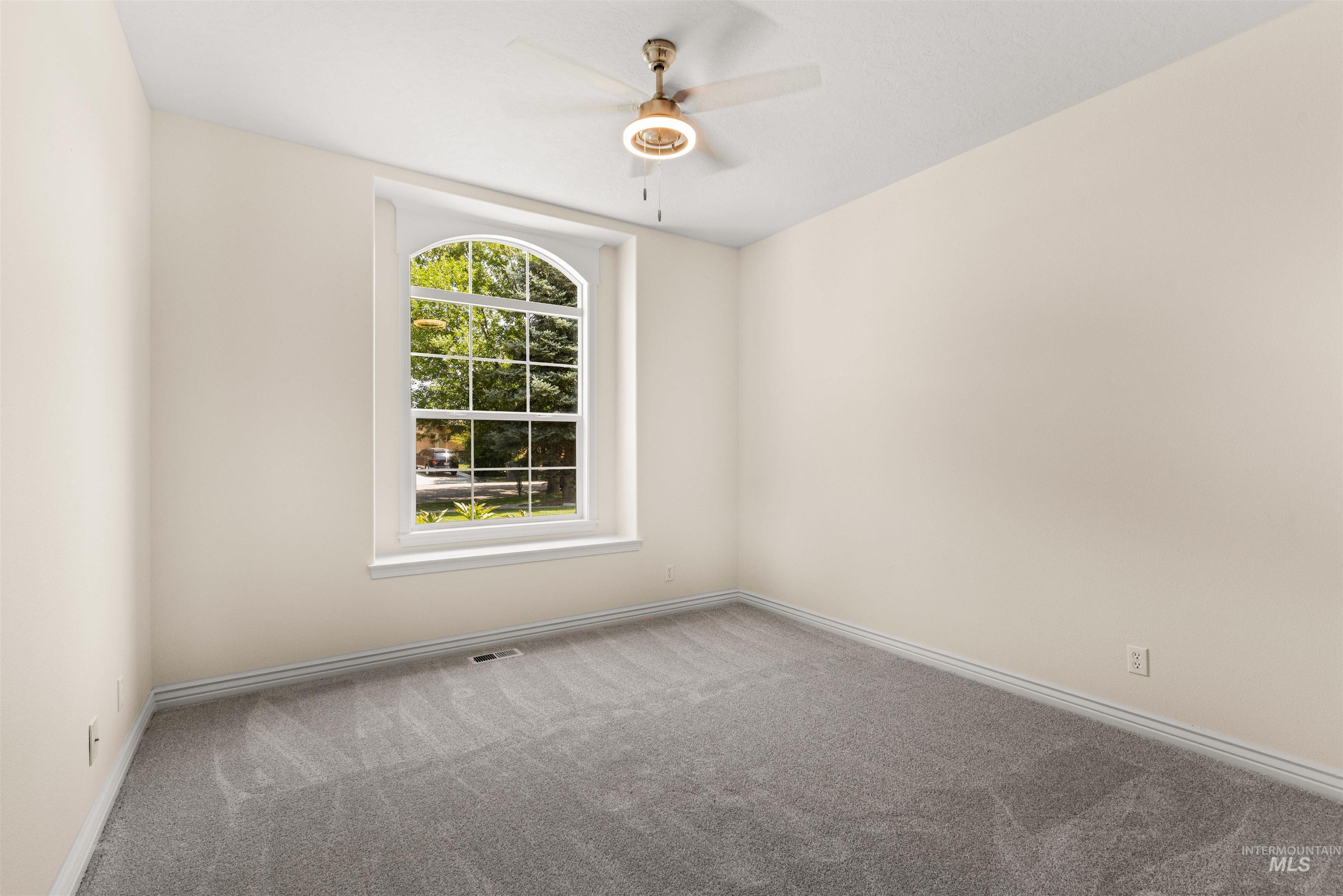 3827 S Lamone Way Property Photo 15
