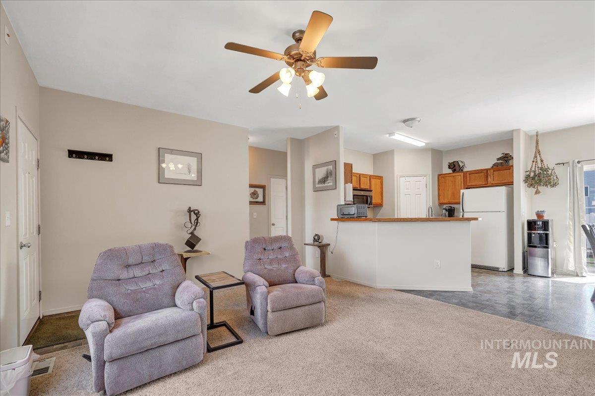 1621 Vista Drive Property Photo 6
