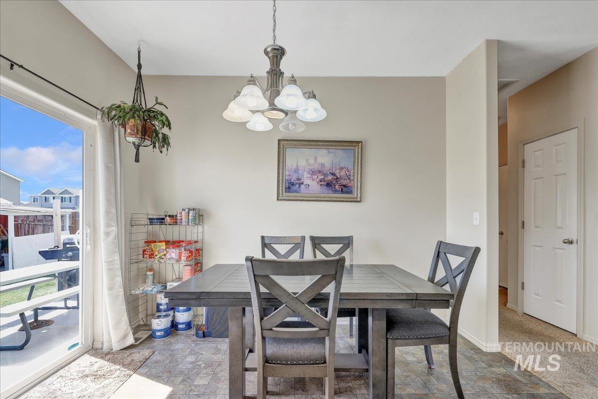 1621 Vista Drive Property Photo 12