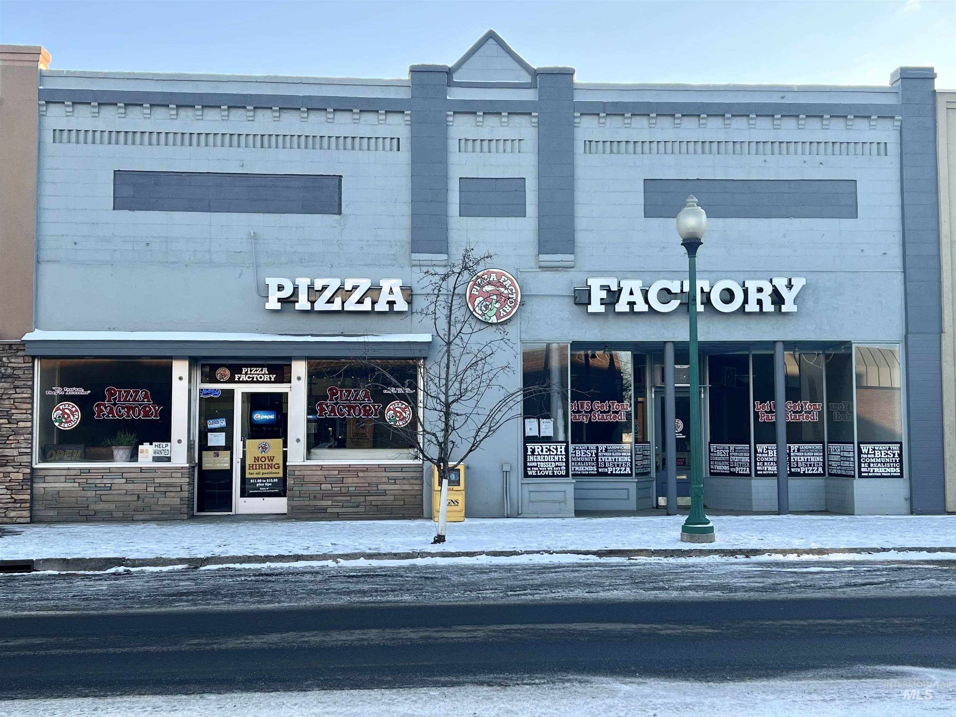 126 W Main Street Property Photo 1