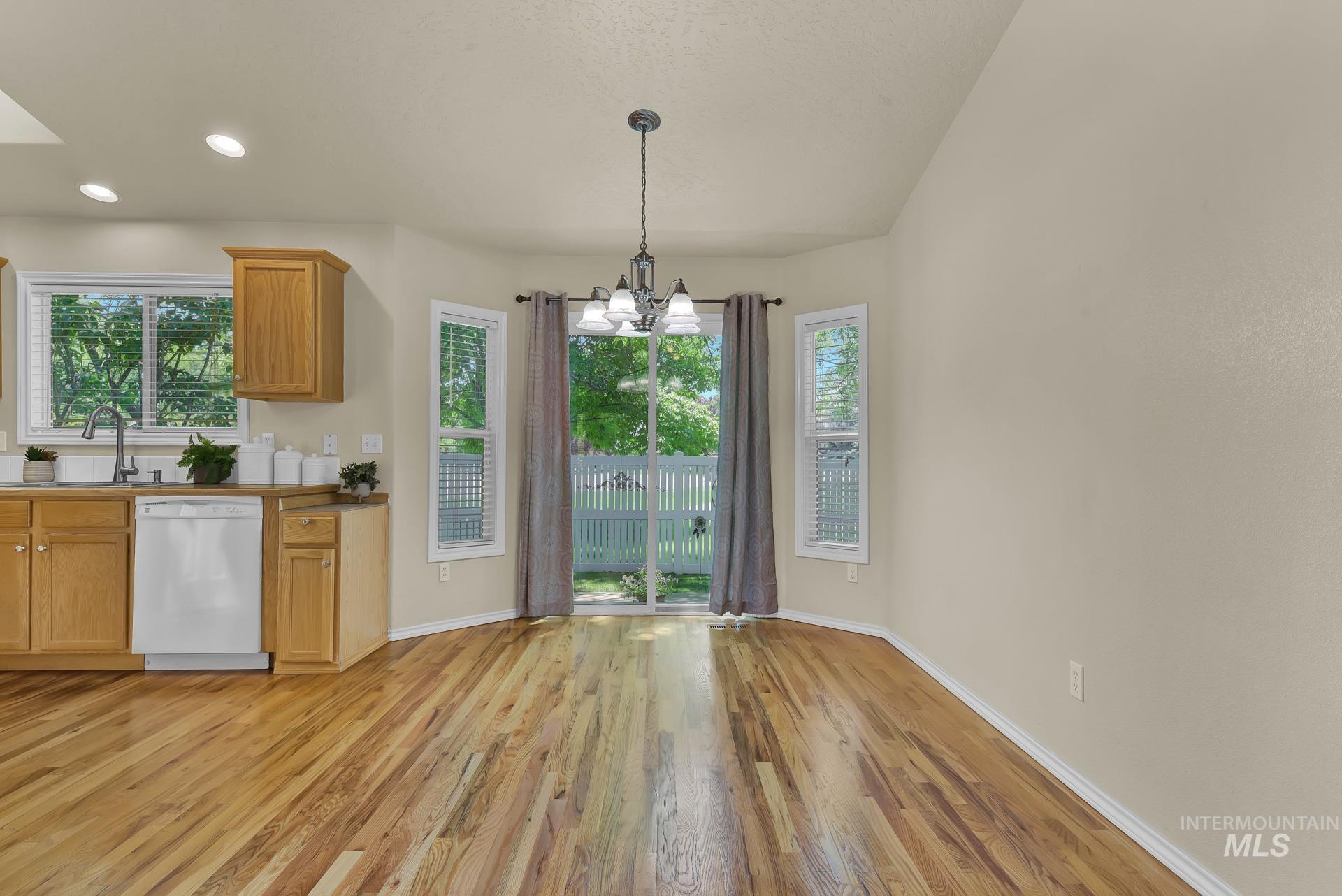16855 N Gentry Dr Property Photo 9