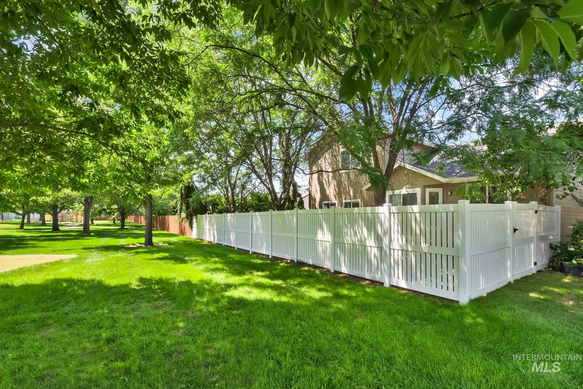16855 N Gentry Dr Property Photo 39