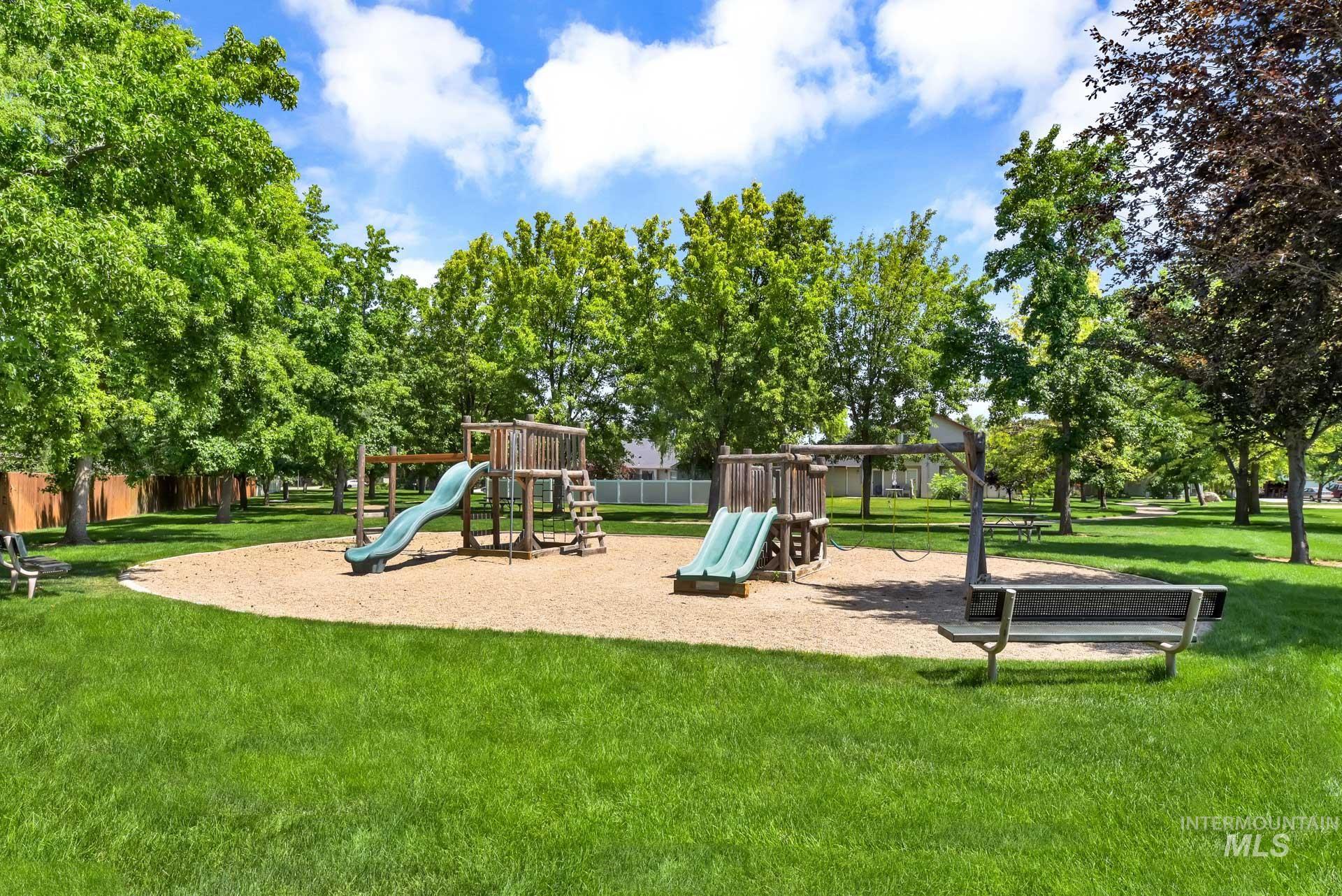16855 N Gentry Dr Property Photo 43