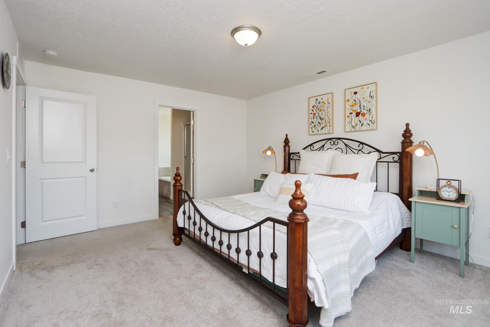 3373 S Rosa Parks Way Property Photo 21