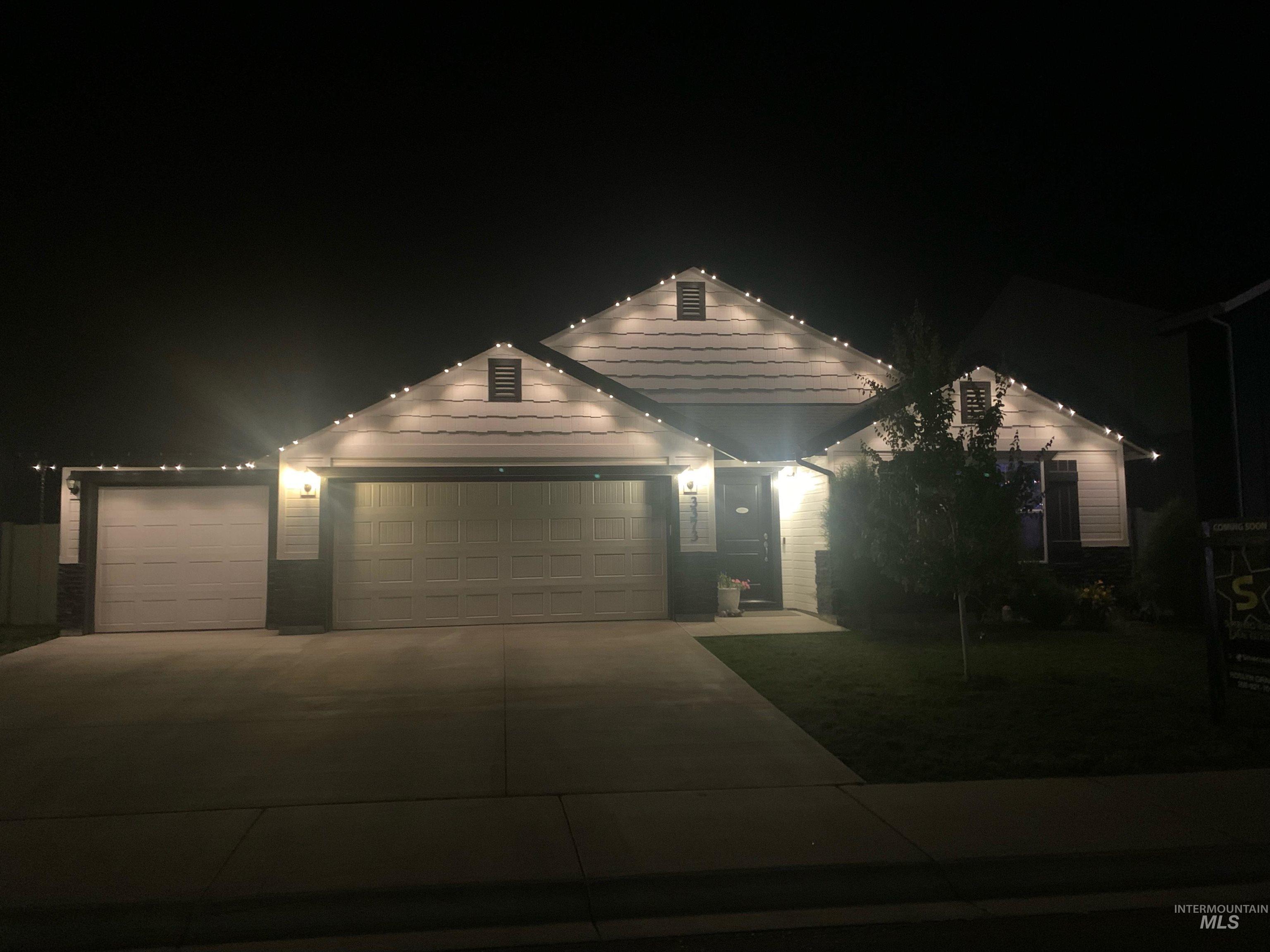 3373 S Rosa Parks Way Property Photo 43