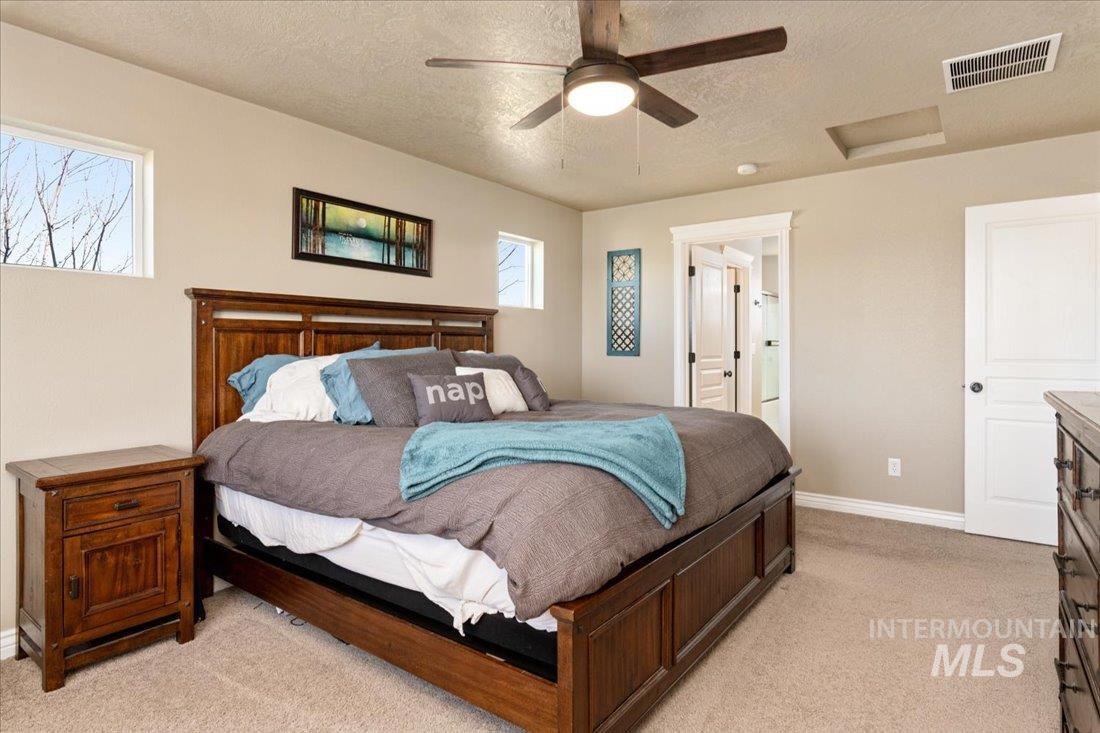 1375 Ross Rd Property Photo 12