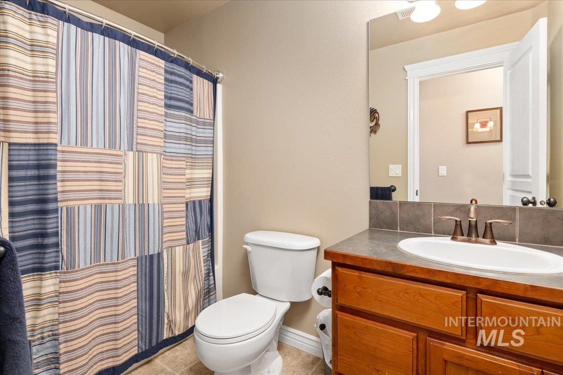1375 Ross Rd Property Photo 20