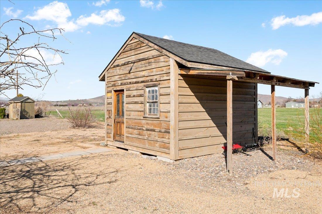 1375 Ross Rd Property Photo 32