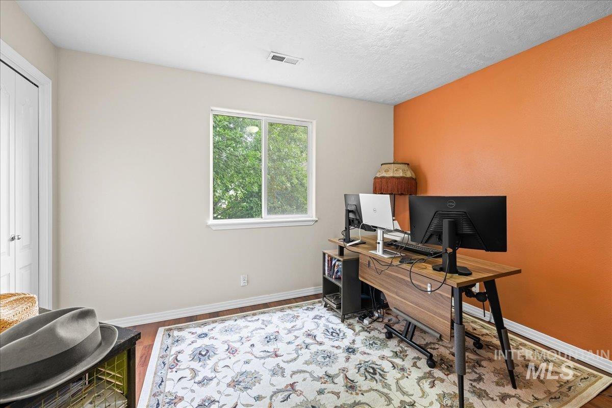 2972 N Saint James Pl Property Photo 8