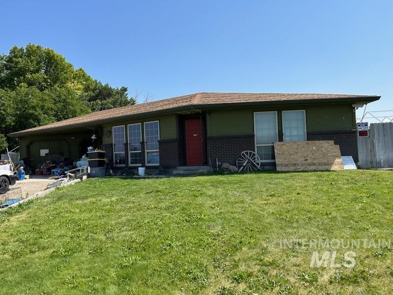 11433 Meadowbrook Dr.