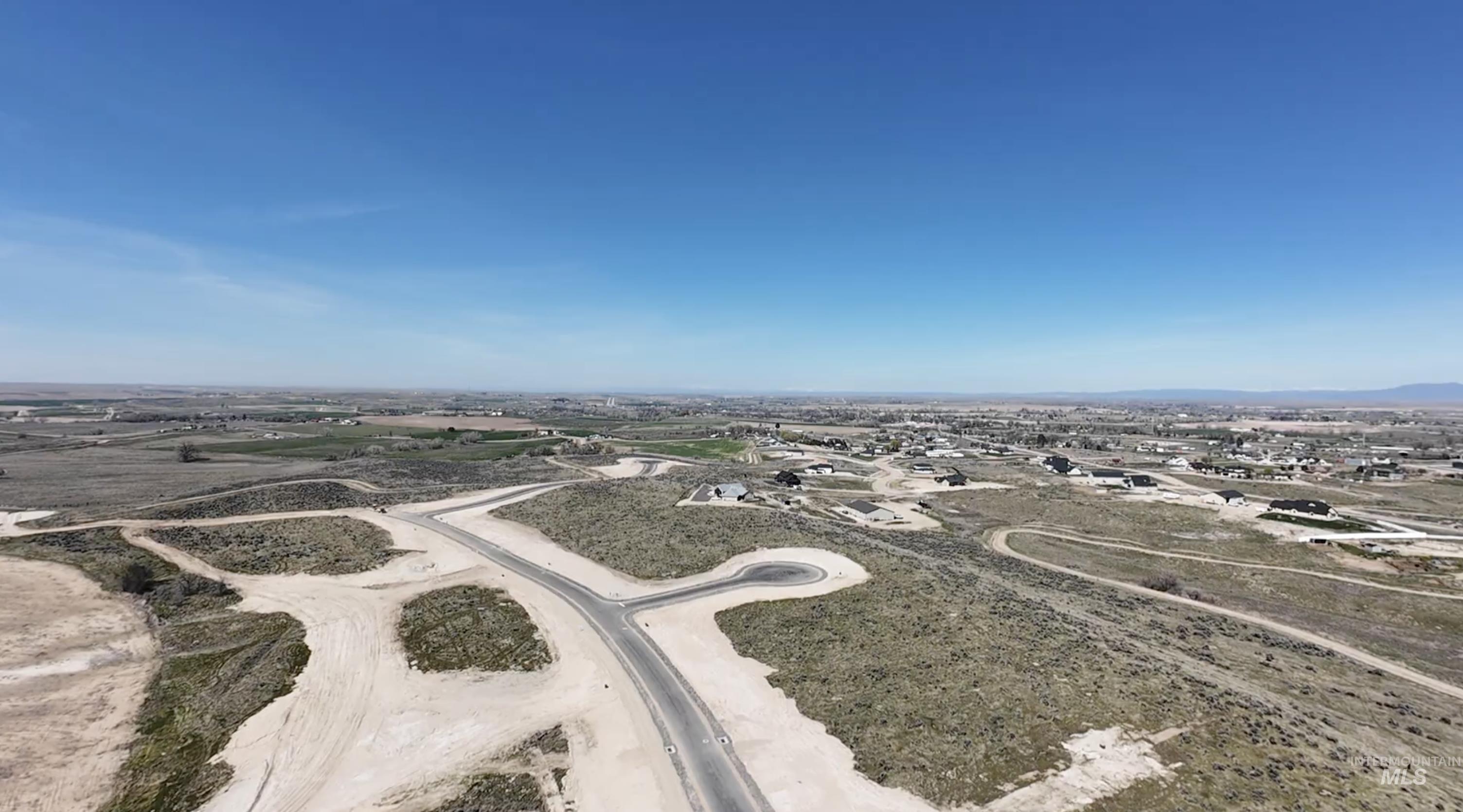 27202 Iron Horse Dr Property Photo 15