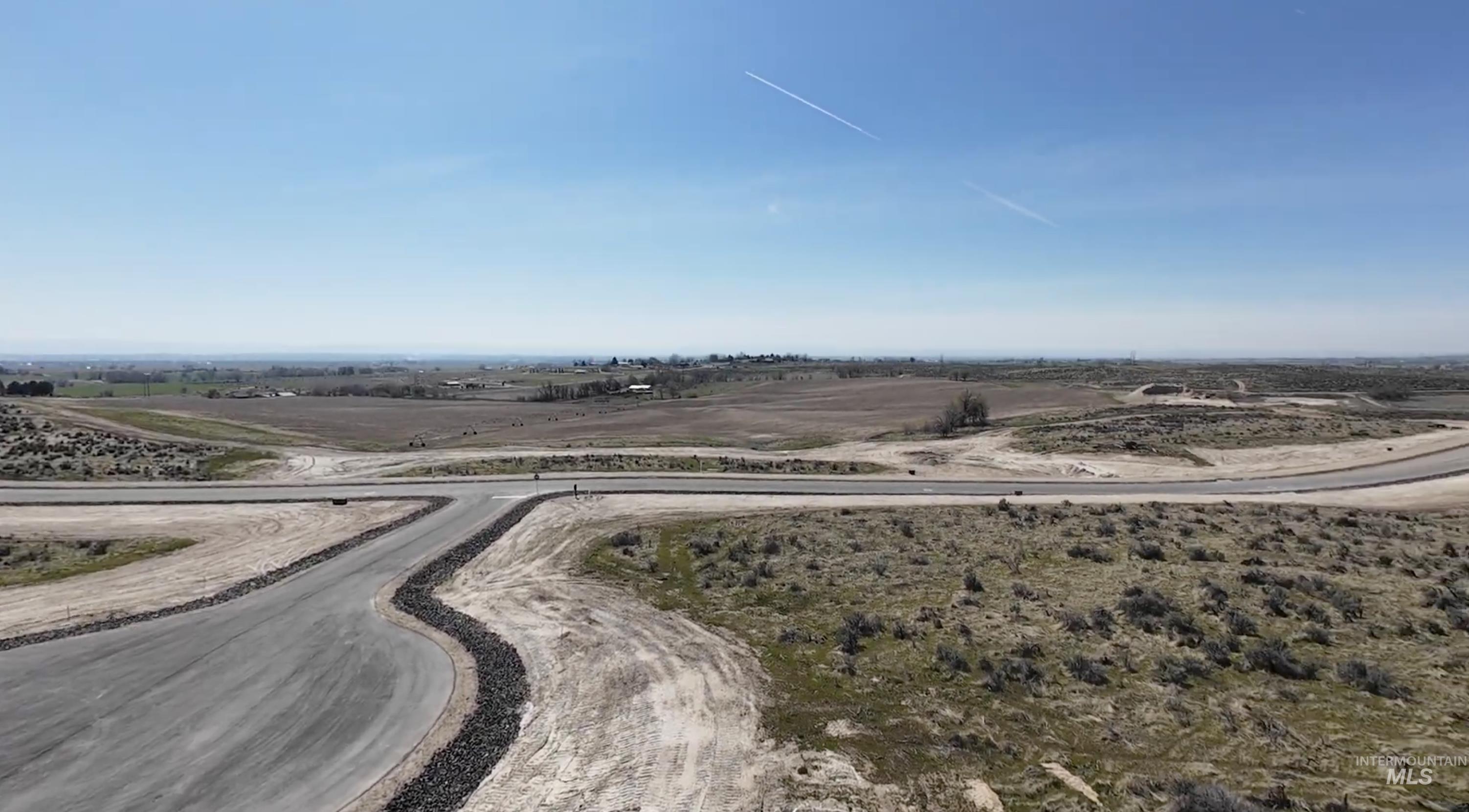 27202 Iron Horse Dr Property Photo 16