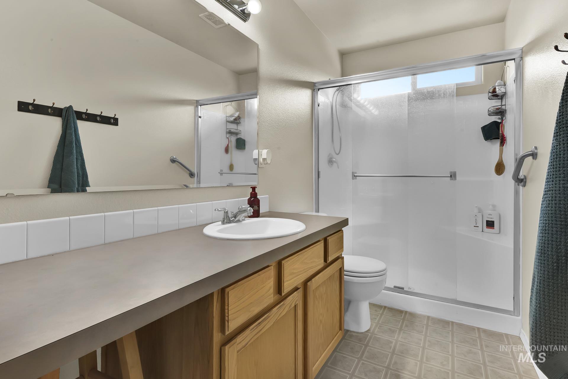 3719 E Sandyford Ave Property Photo 19