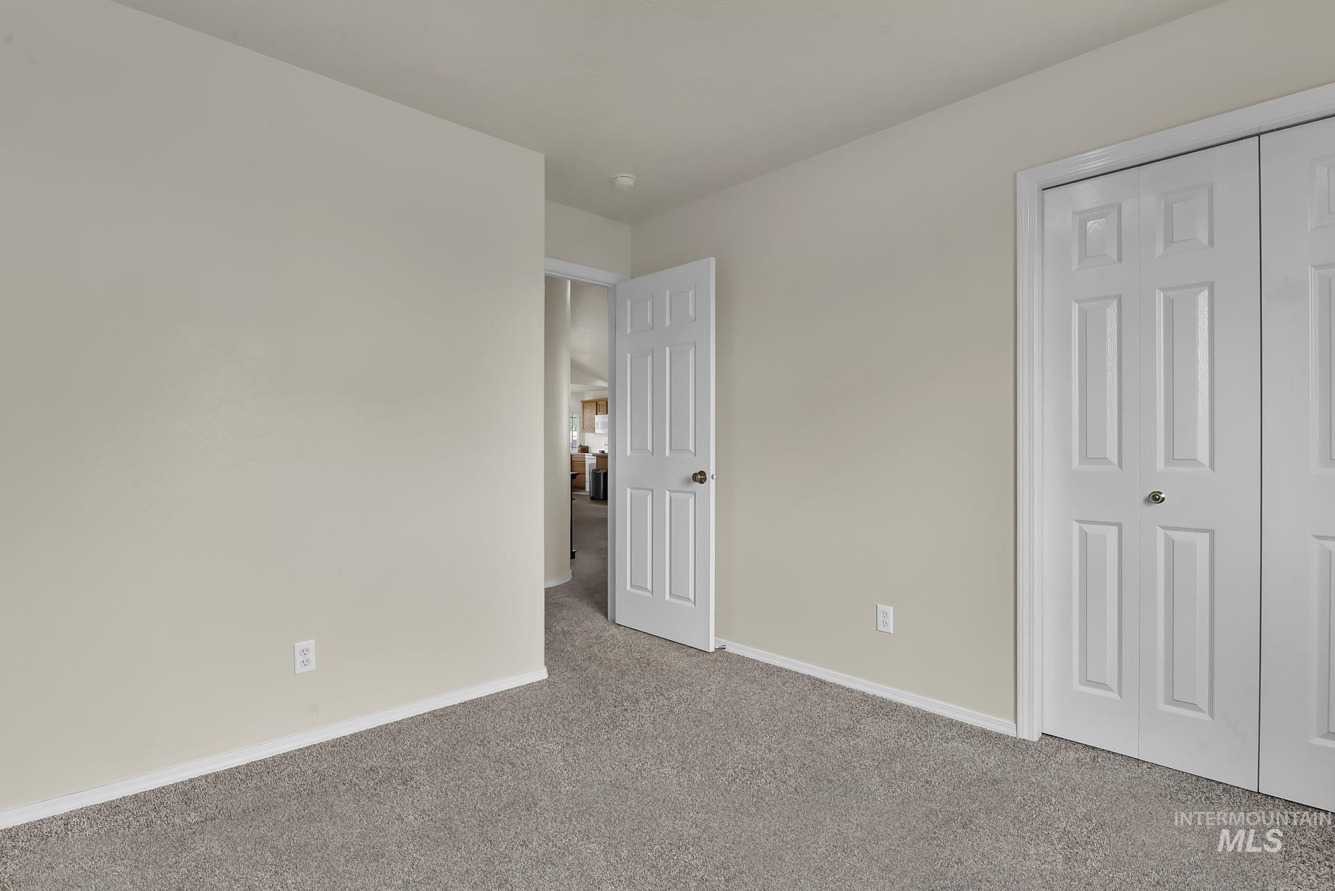 3719 E Sandyford Ave Property Photo 23