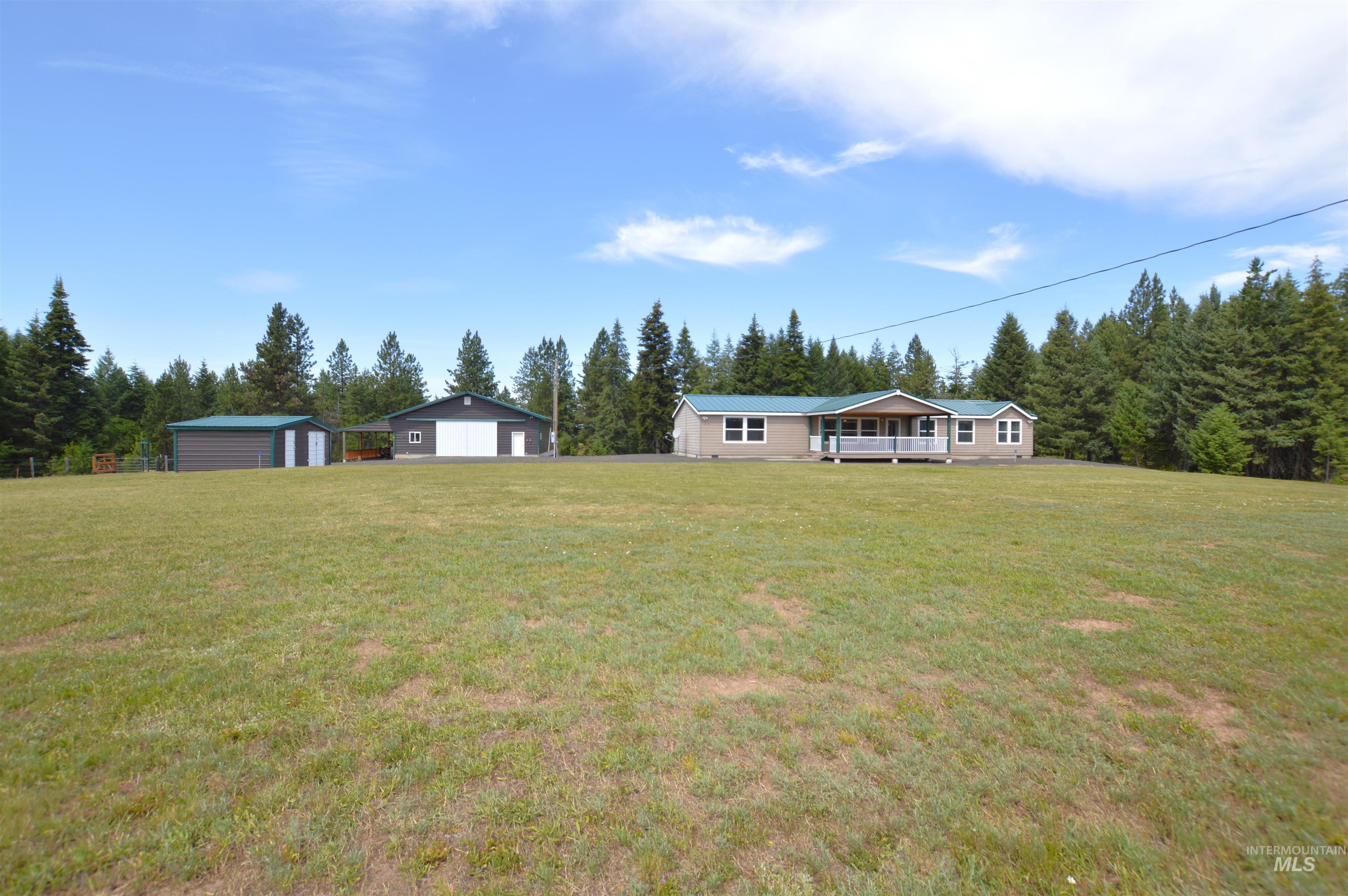 1150 Three Mile Rd Property Photo 1