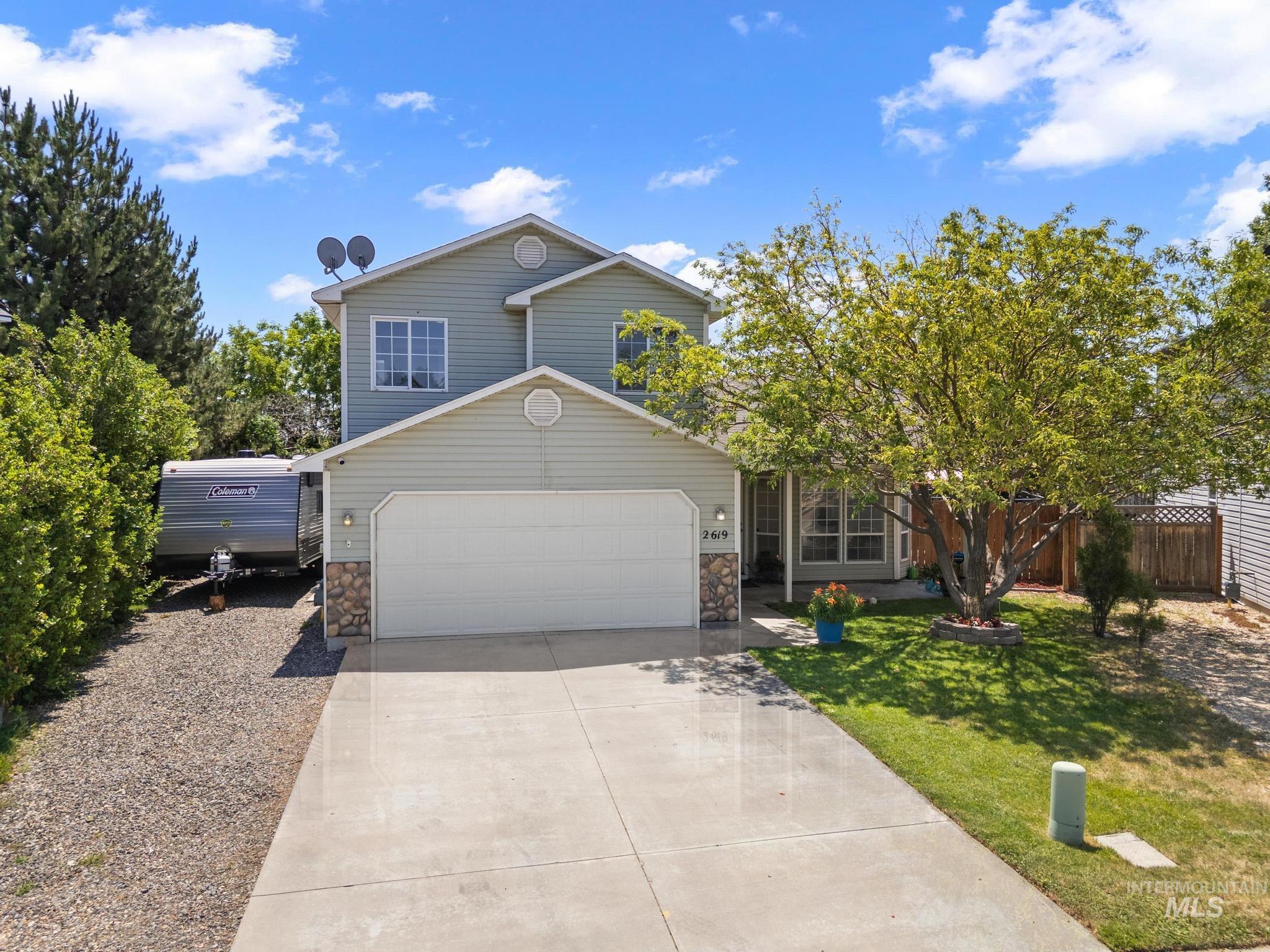 2619 E Spicewood Ave Property Photo 1